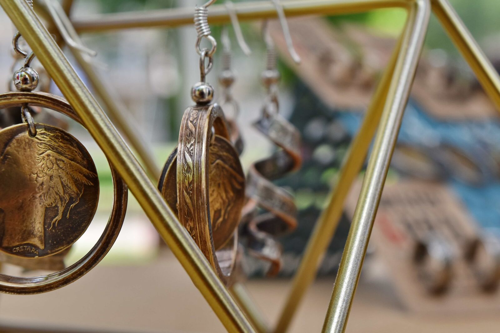 Nikon D5500 sample photo. Brass, handmade, jewelry, old photography