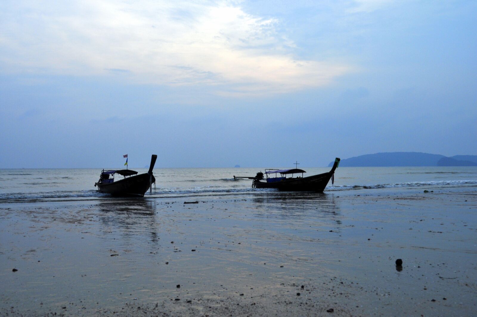 Nikon D5000 sample photo. Boat, ocean, thailand photography