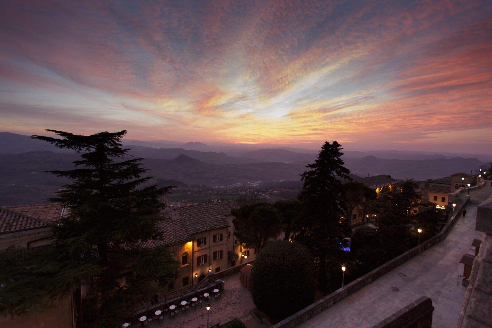 Canon EF 16-35mm F2.8L II USM sample photo. Landscape, sunset, nature photography