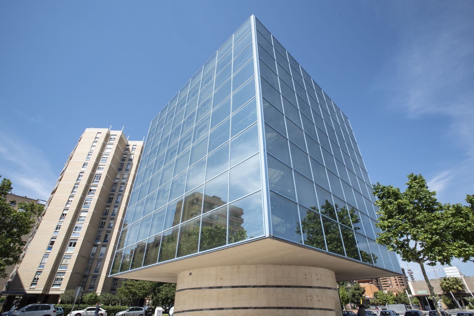 Nikon D750 sample photo. Building, offices, saragossa photography