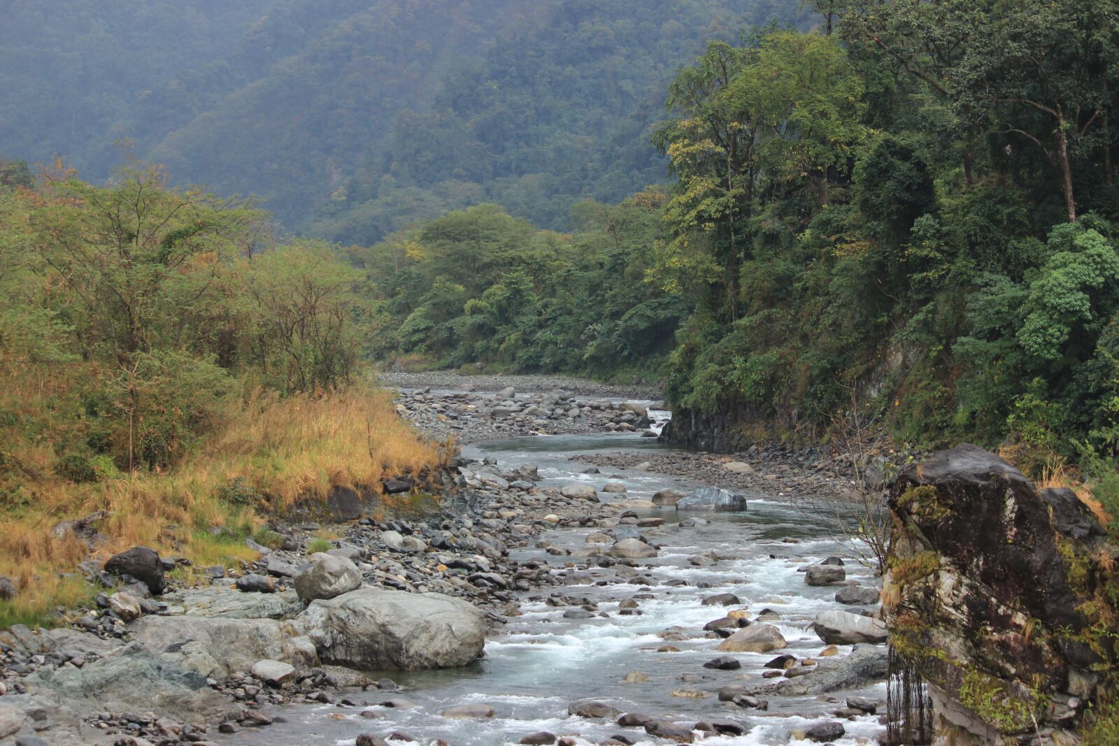 Canon EOS 600D (Rebel EOS T3i / EOS Kiss X5) sample photo. Nature, hill, mountain photography