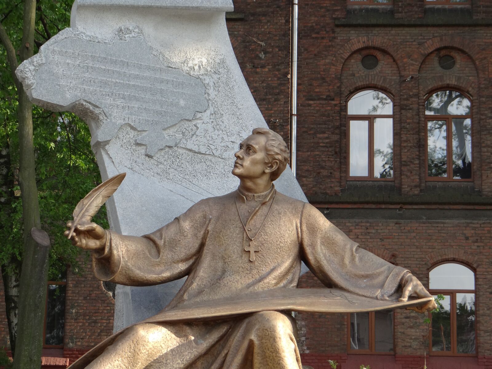 Sony DSC-HX200V sample photo. Michael werbycki, the priest photography