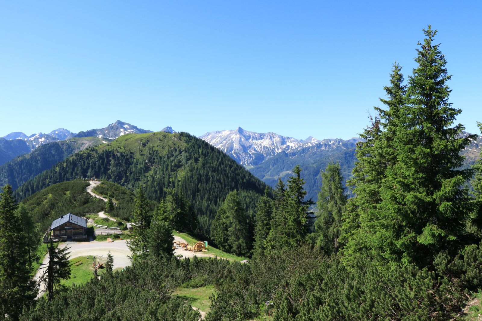Canon EF-S 18-135mm F3.5-5.6 IS USM sample photo. Mountains, mountain landscape, hochwurzen photography