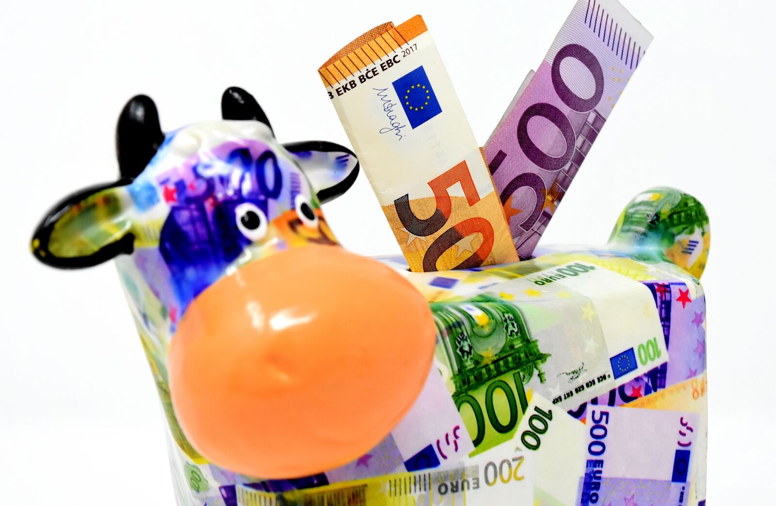 Nikon D7200 sample photo. Piggy bank, money, cow photography