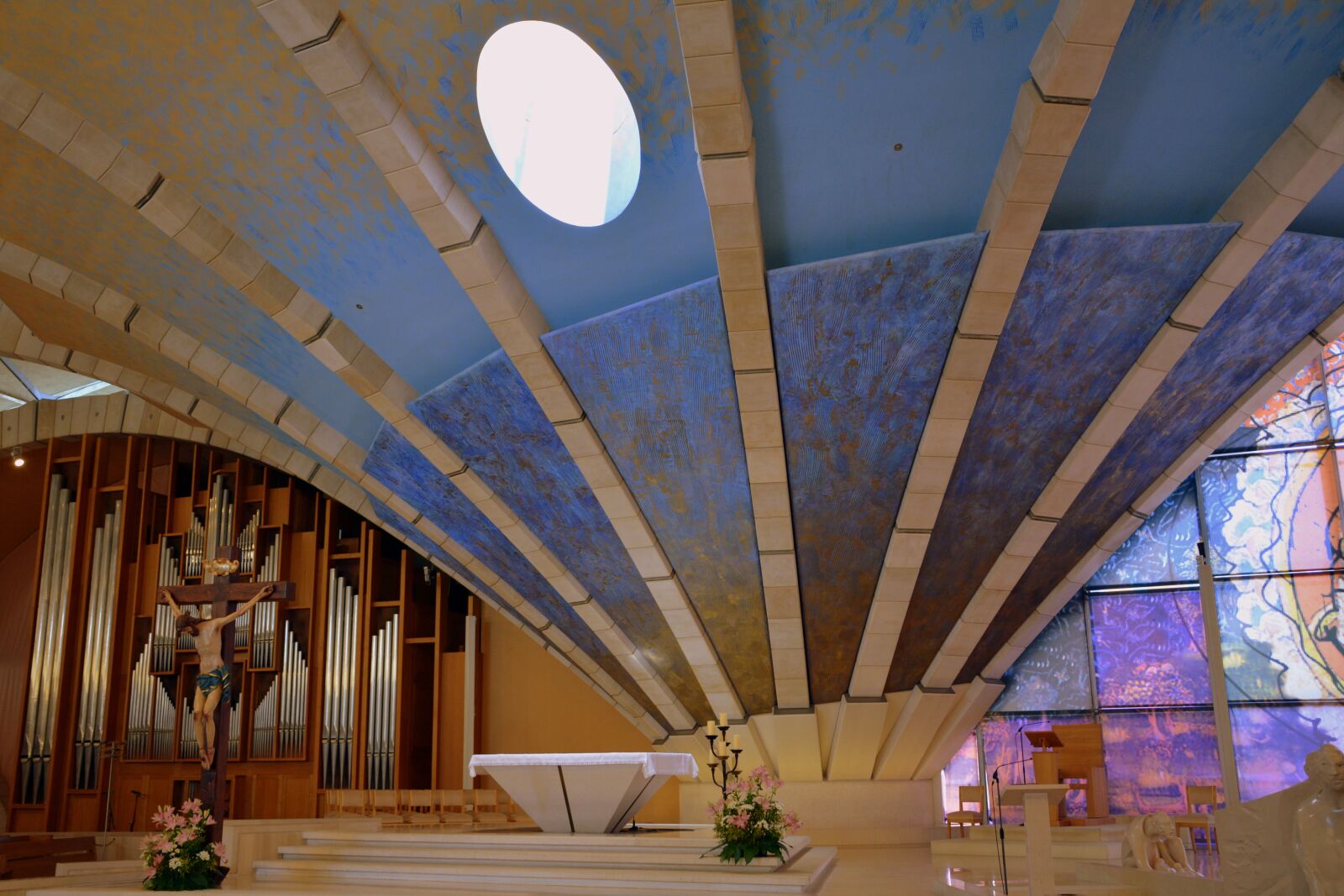 Nikon D7100 sample photo. Altar, church, inside photography