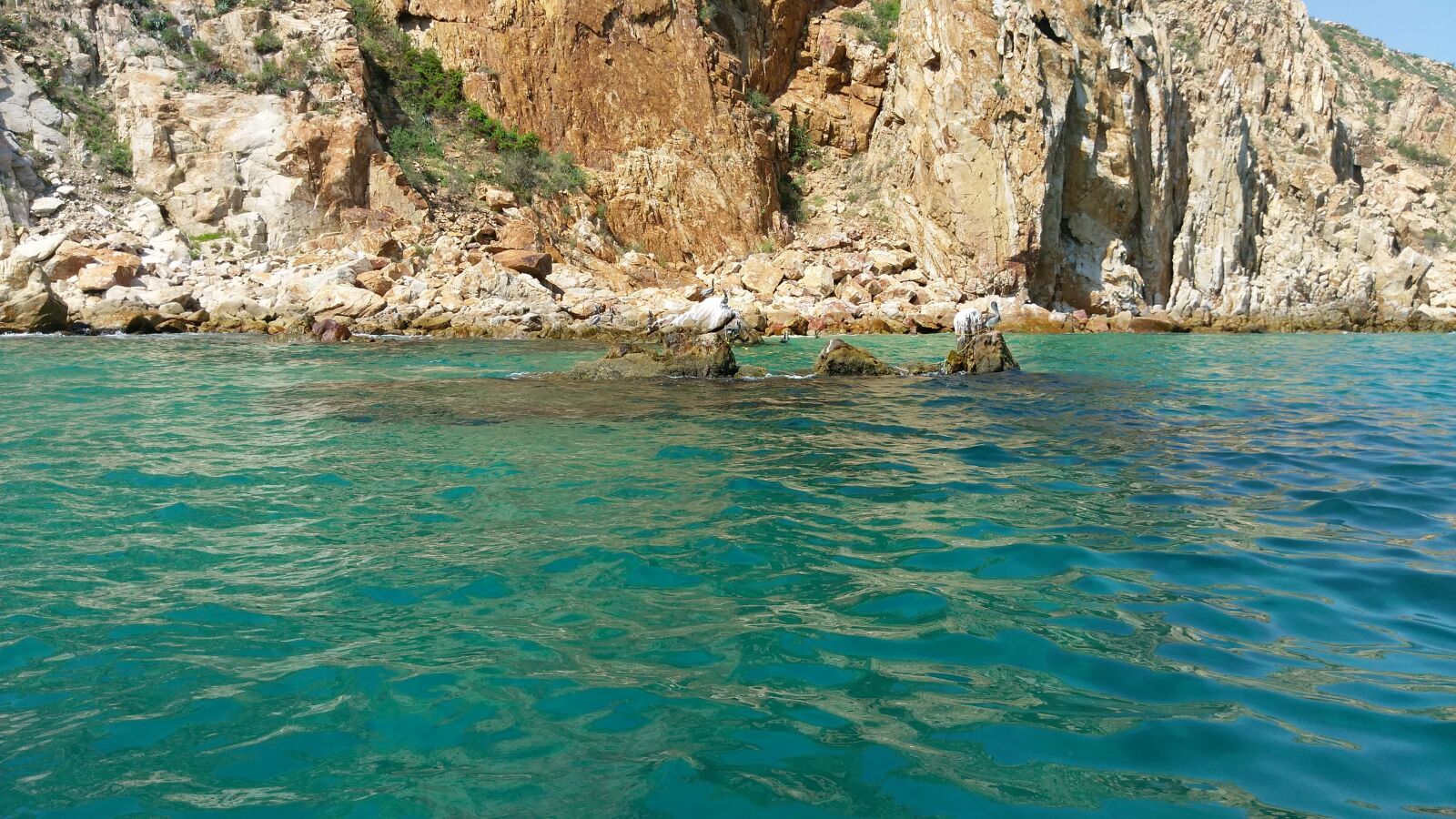 HTC ONE A9 sample photo. Sea, rocks, beach photography