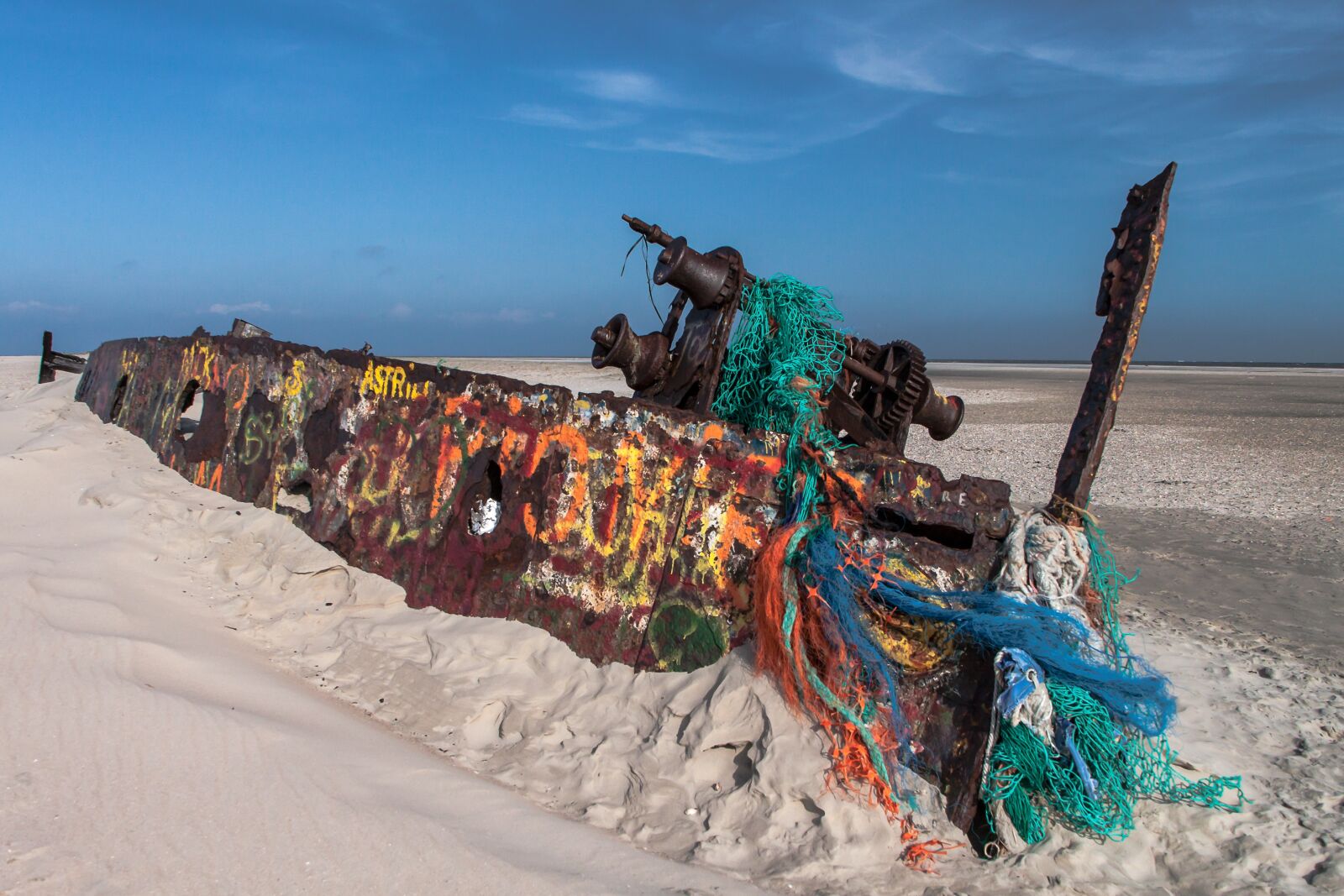 Canon EOS 500D (EOS Rebel T1i / EOS Kiss X3) sample photo. Ship, wreck, norderney photography