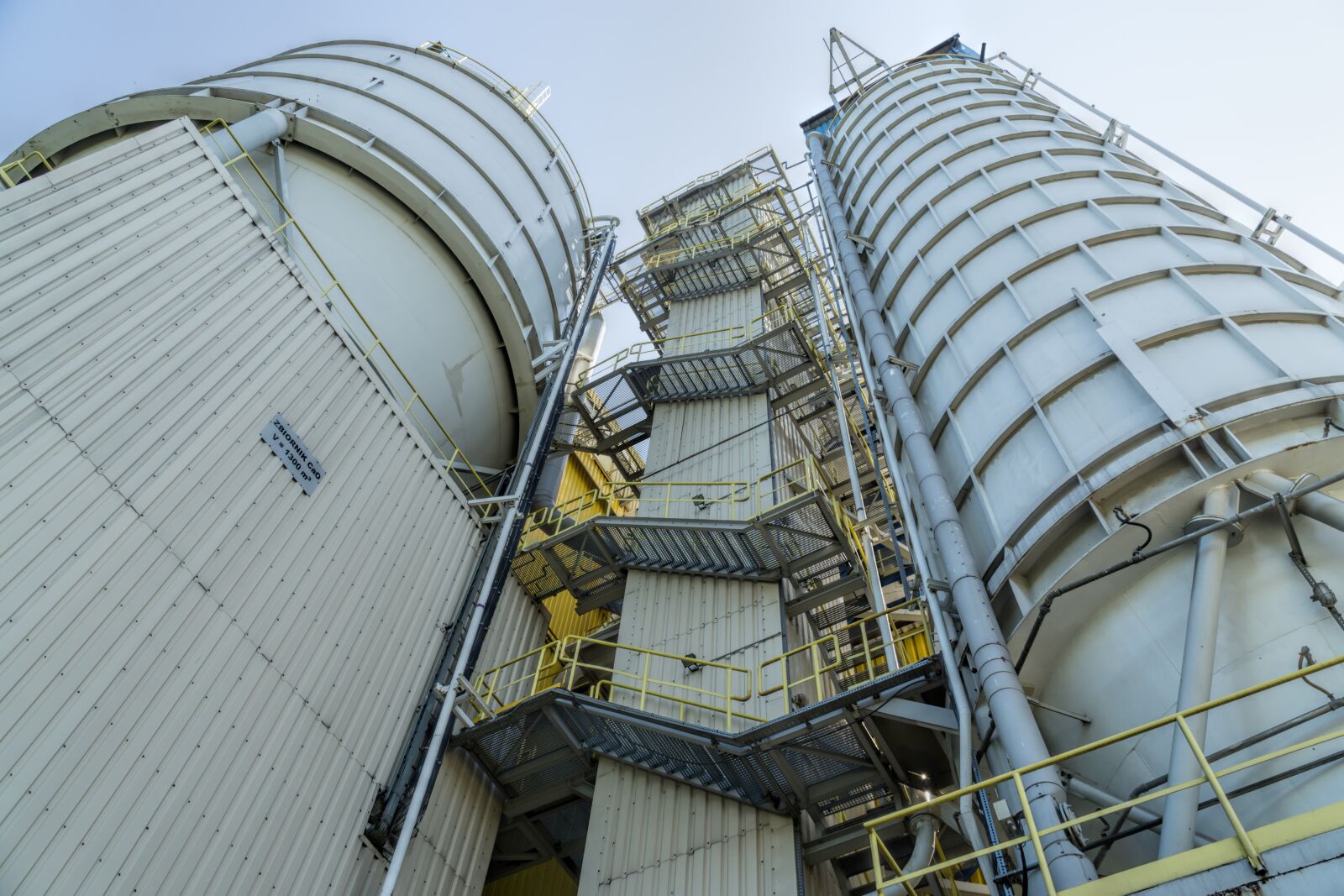 Sony a6000 + Sony E PZ 18-105mm F4 G OSS sample photo. Power station, factory, the photography