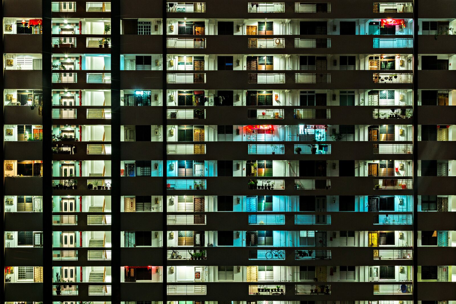 Canon EF-S 18-135mm F3.5-5.6 IS sample photo. Singapore, urban, tower photography