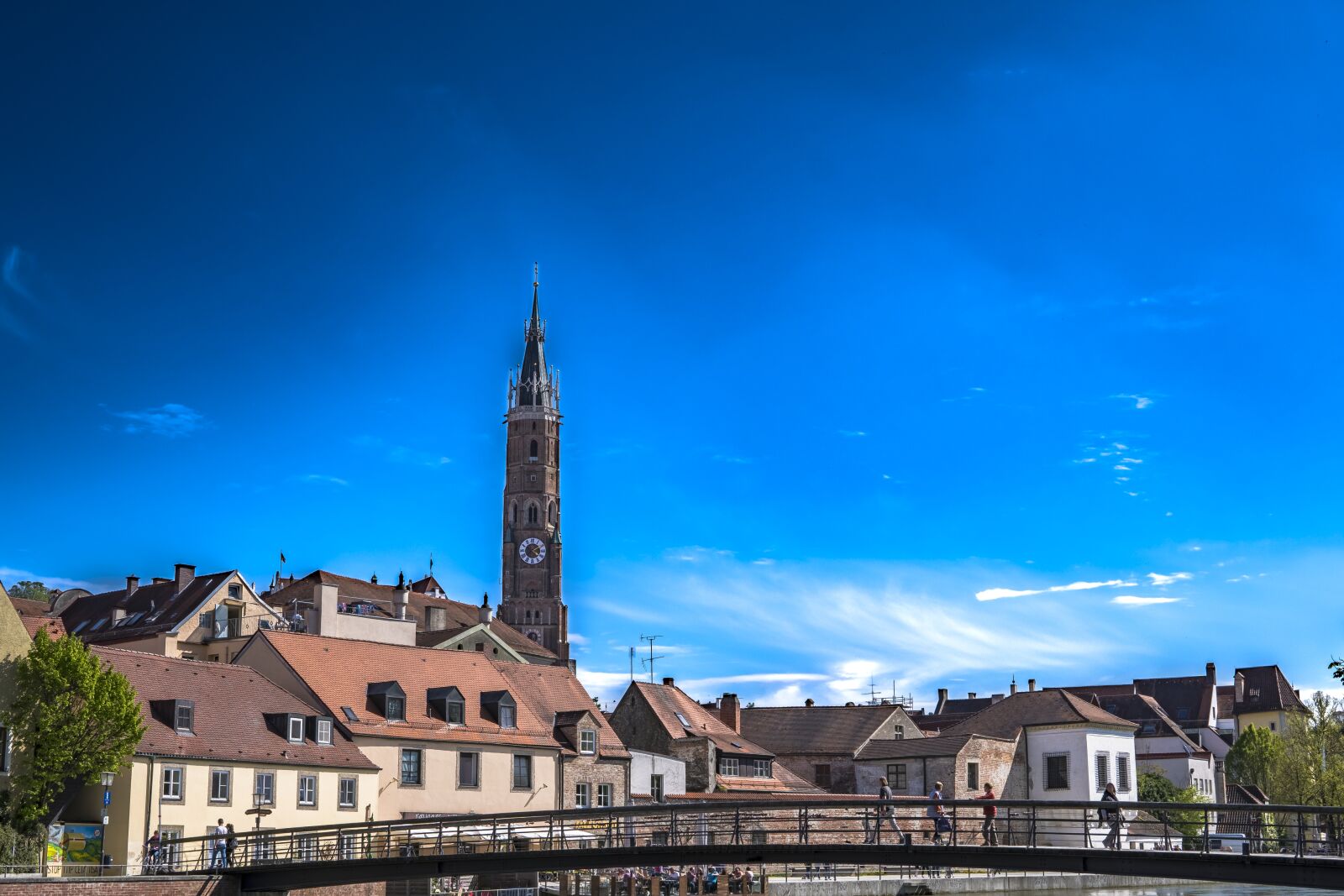 Sigma 30mm F2.8 EX DN sample photo. Landshut, brick church, steeple photography