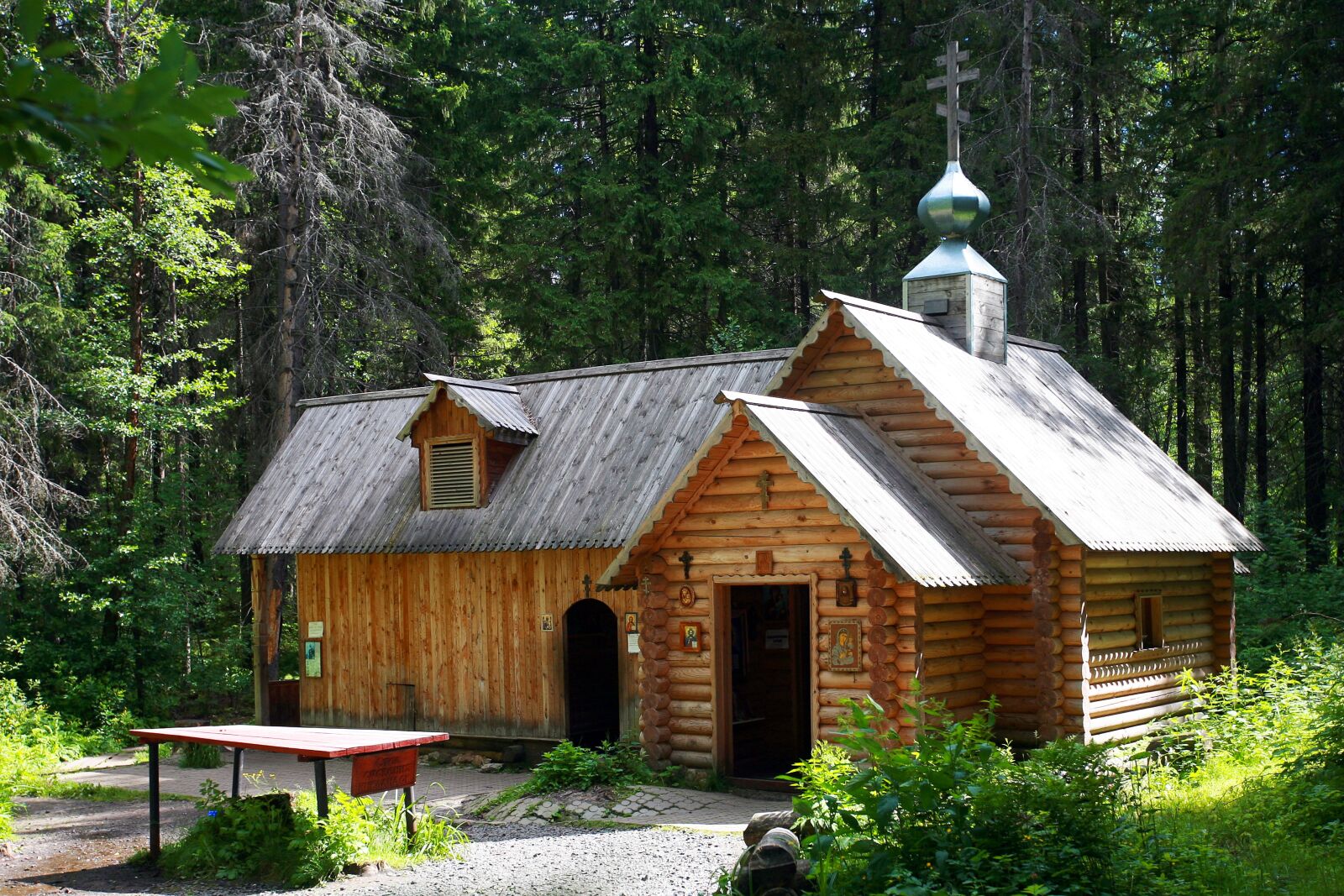 Canon EOS 5D sample photo. Chapel, forest, cross photography