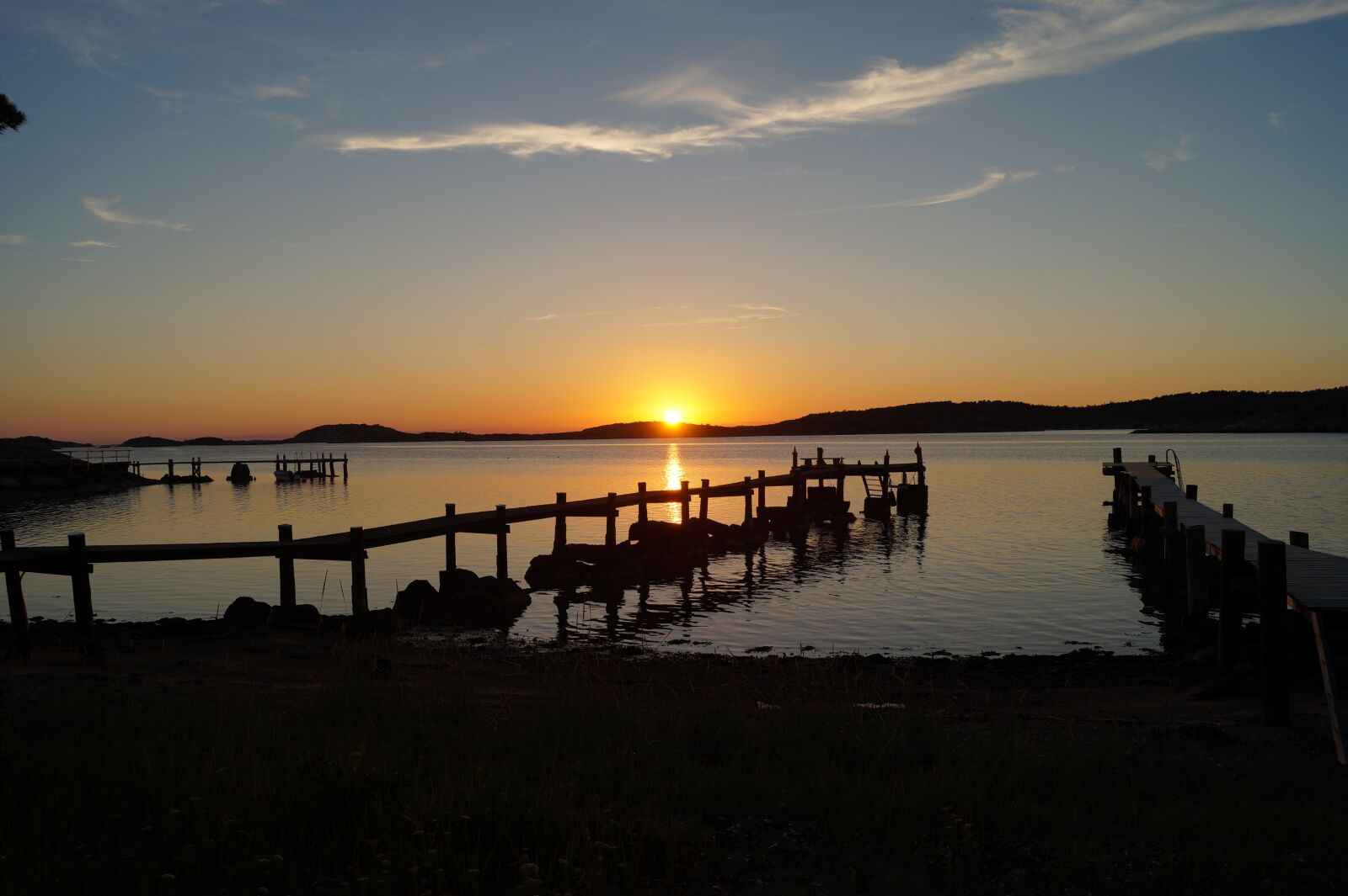 Sony DT 18-55mm F3.5-5.6 SAM II sample photo. Sunset, sea, twilight photography