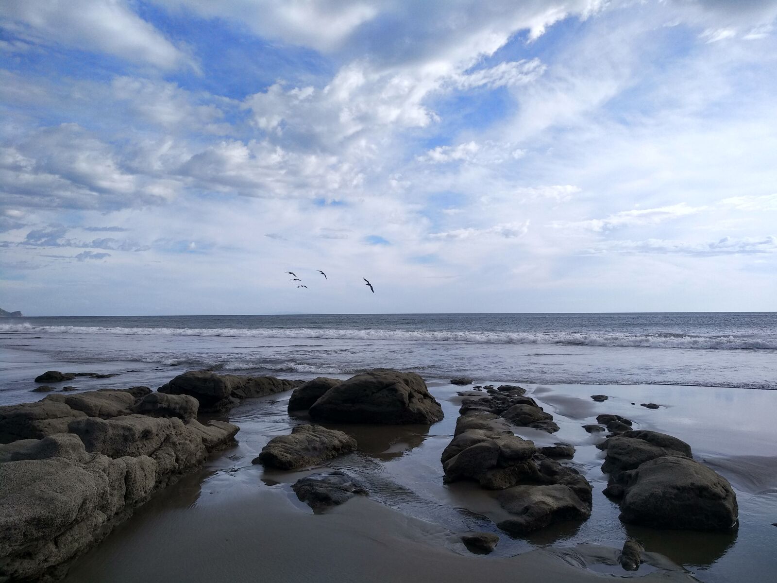 Xiaomi MI MAX 2 sample photo. Beaches, rocks, clouds photography