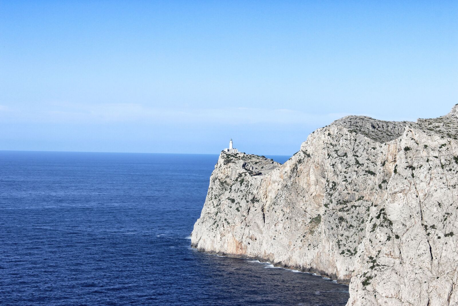 Canon EOS 600D (Rebel EOS T3i / EOS Kiss X5) sample photo. Lantern, sea, lighthouse photography