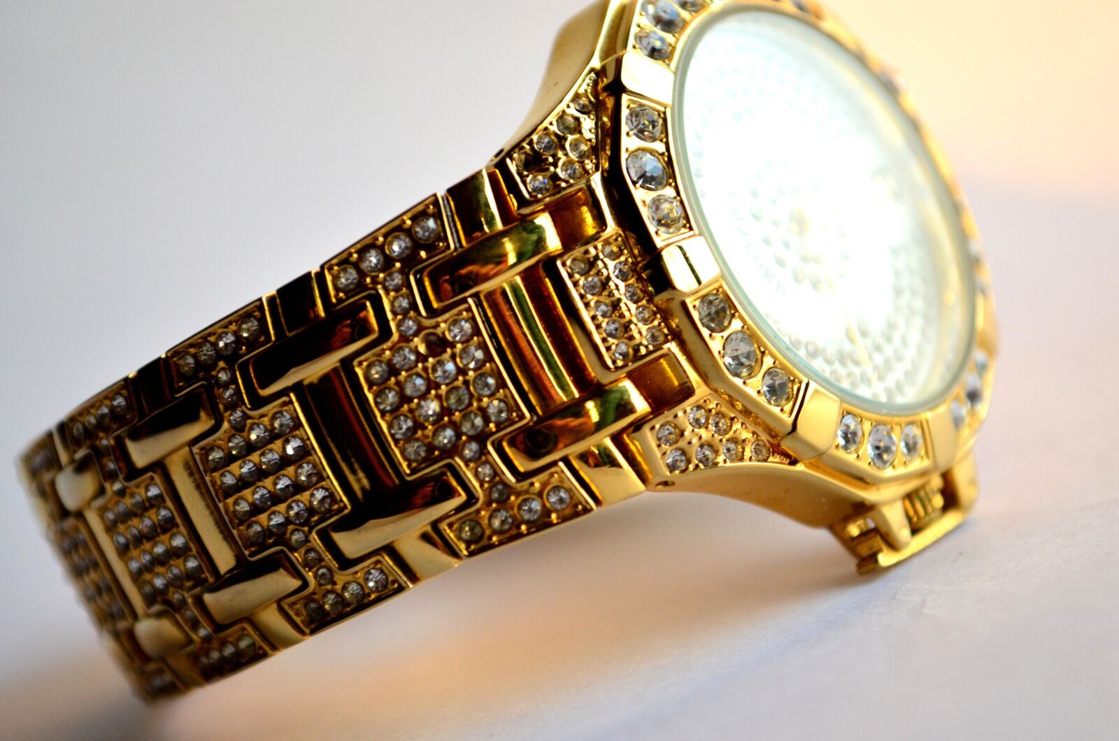 Nikon D5100 sample photo. Jewelry, wristwatch, gold, diamonds photography