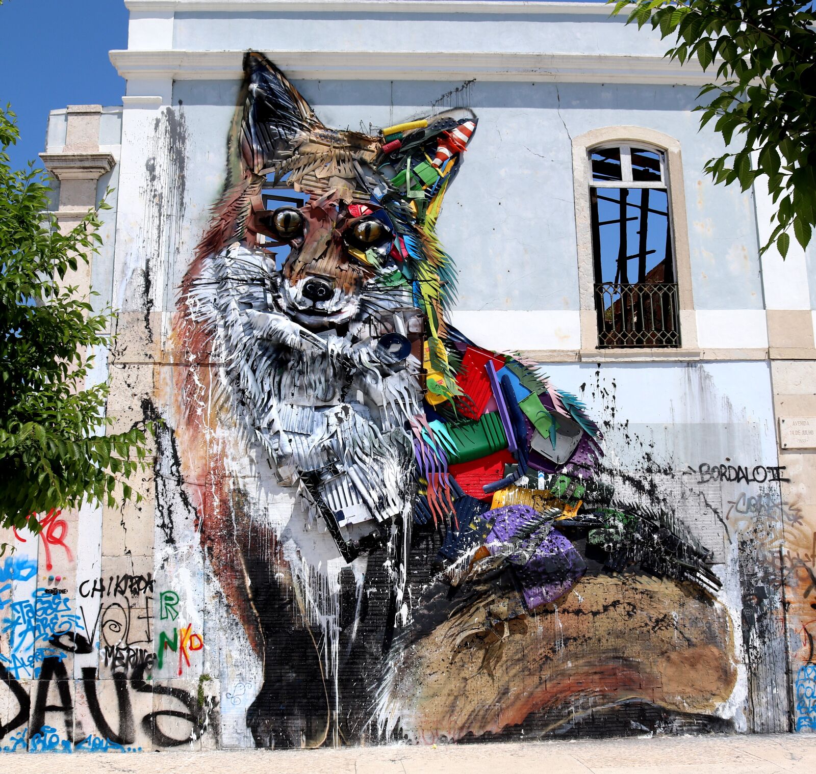 Canon EOS 200D (EOS Rebel SL2 / EOS Kiss X9) sample photo. Graffiti, street art, wall photography