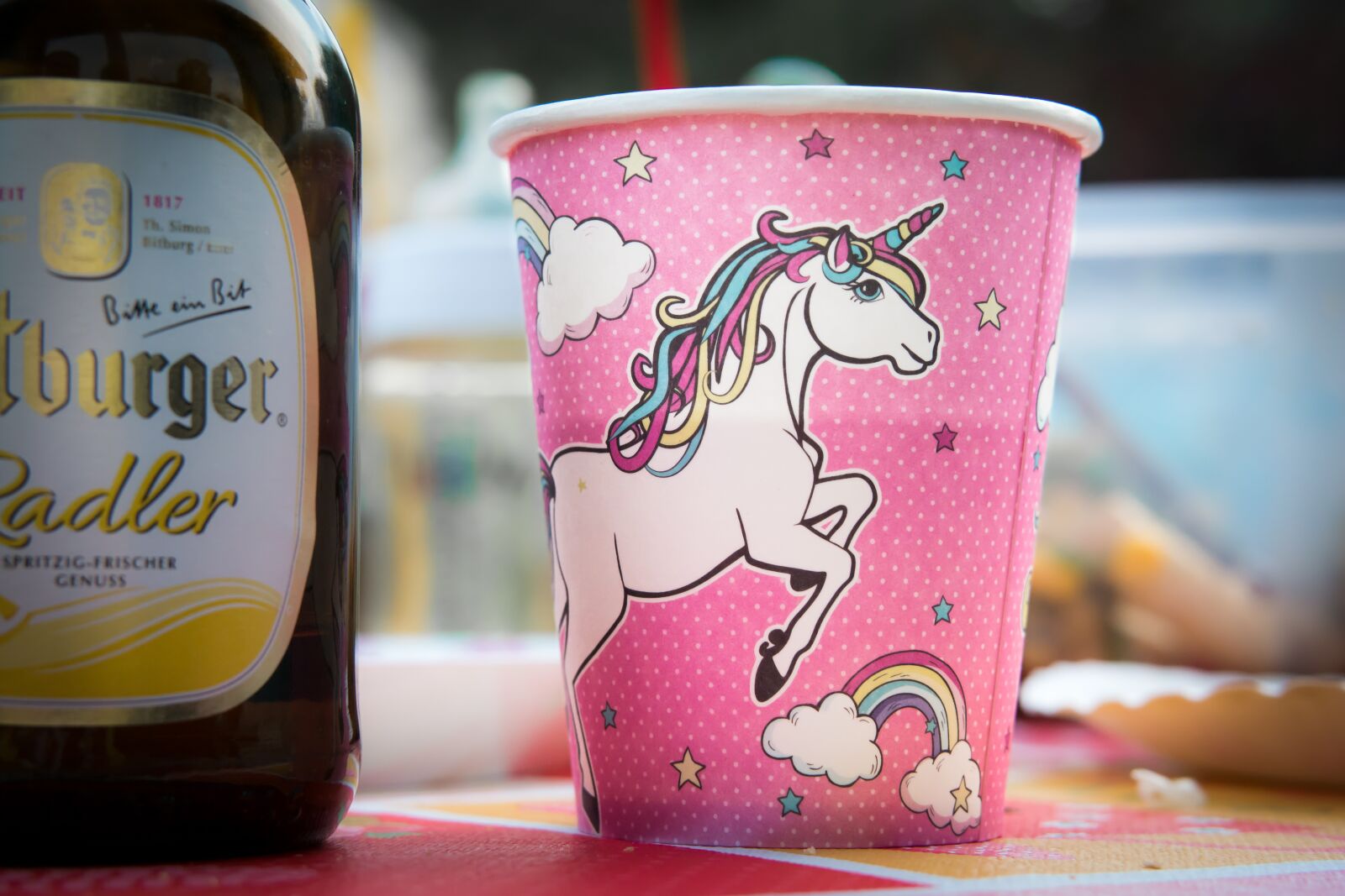Samsung NX300M sample photo. Birthday, celebration, cup photography