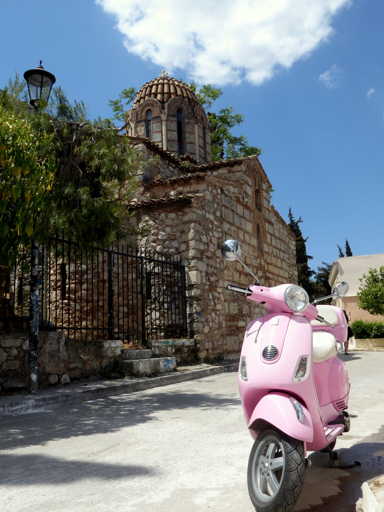 Panasonic Lumix DMC-ZS50 (Lumix DMC-TZ70) sample photo. Greece, plaka photography