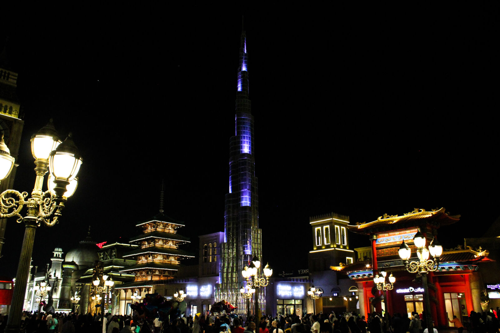 Canon EF-S 18-55mm F3.5-5.6 IS sample photo. Buildings, burj, khalifa, dubai photography