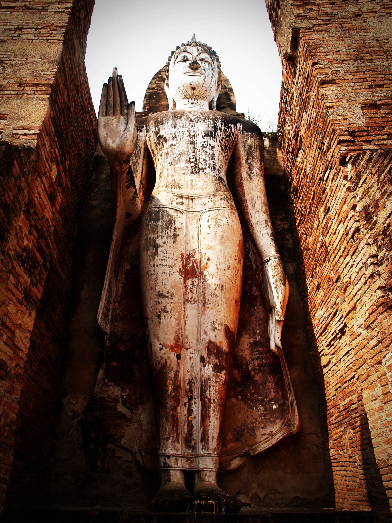Olympus E-300 (EVOLT E-300) sample photo. Ancient, architecture, art photography