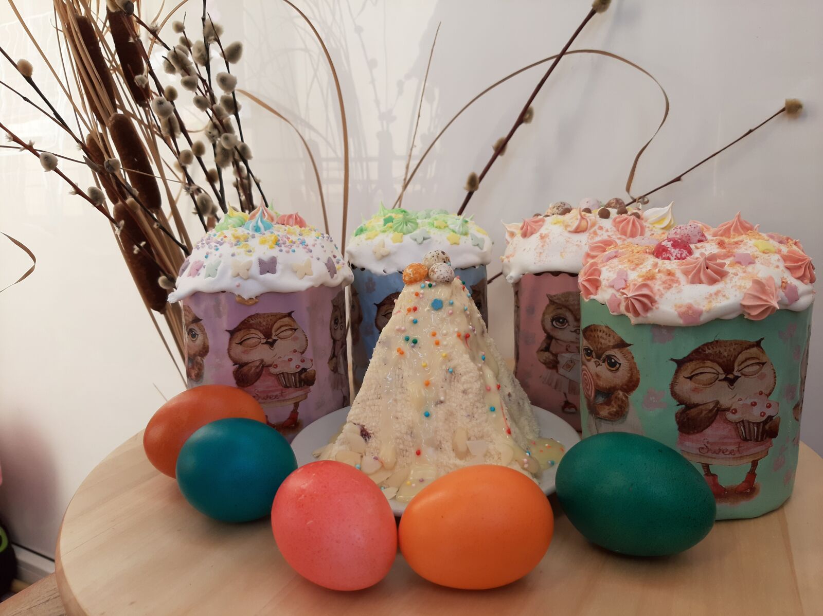 Samsung Galaxy A50 sample photo. Easter cake, easter, holiday photography