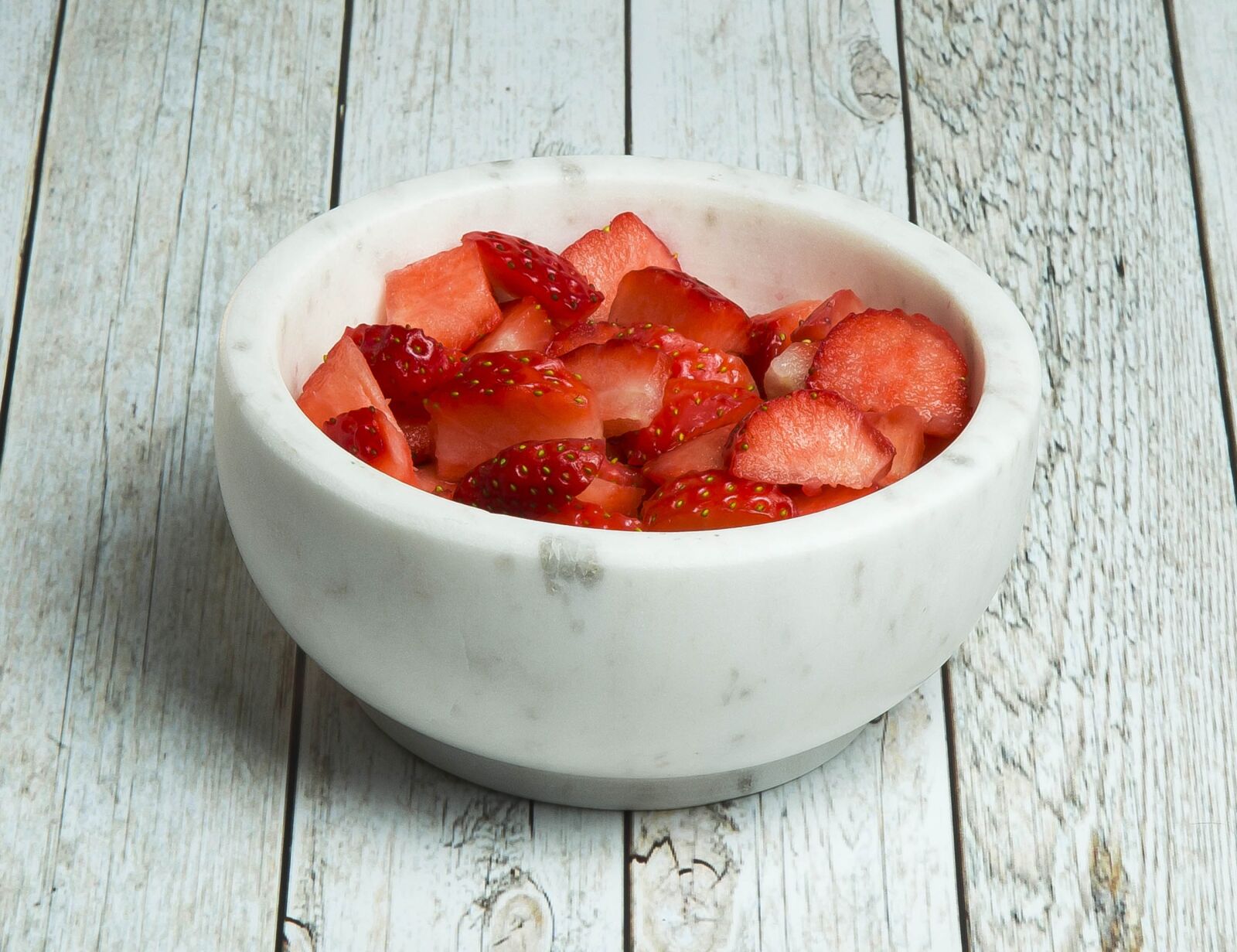 Canon EF 24-105mm F4L IS USM sample photo. Bowl, food, fruit photography