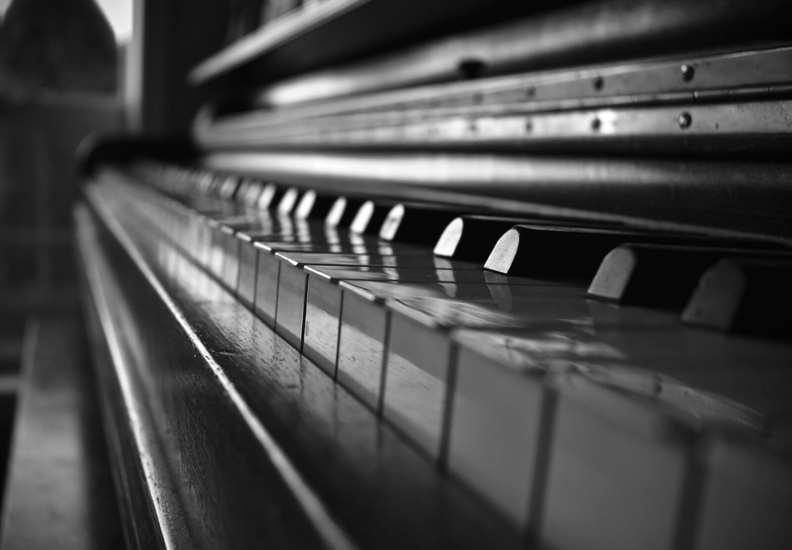 Nikon D3400 sample photo. Piano, black and white photography
