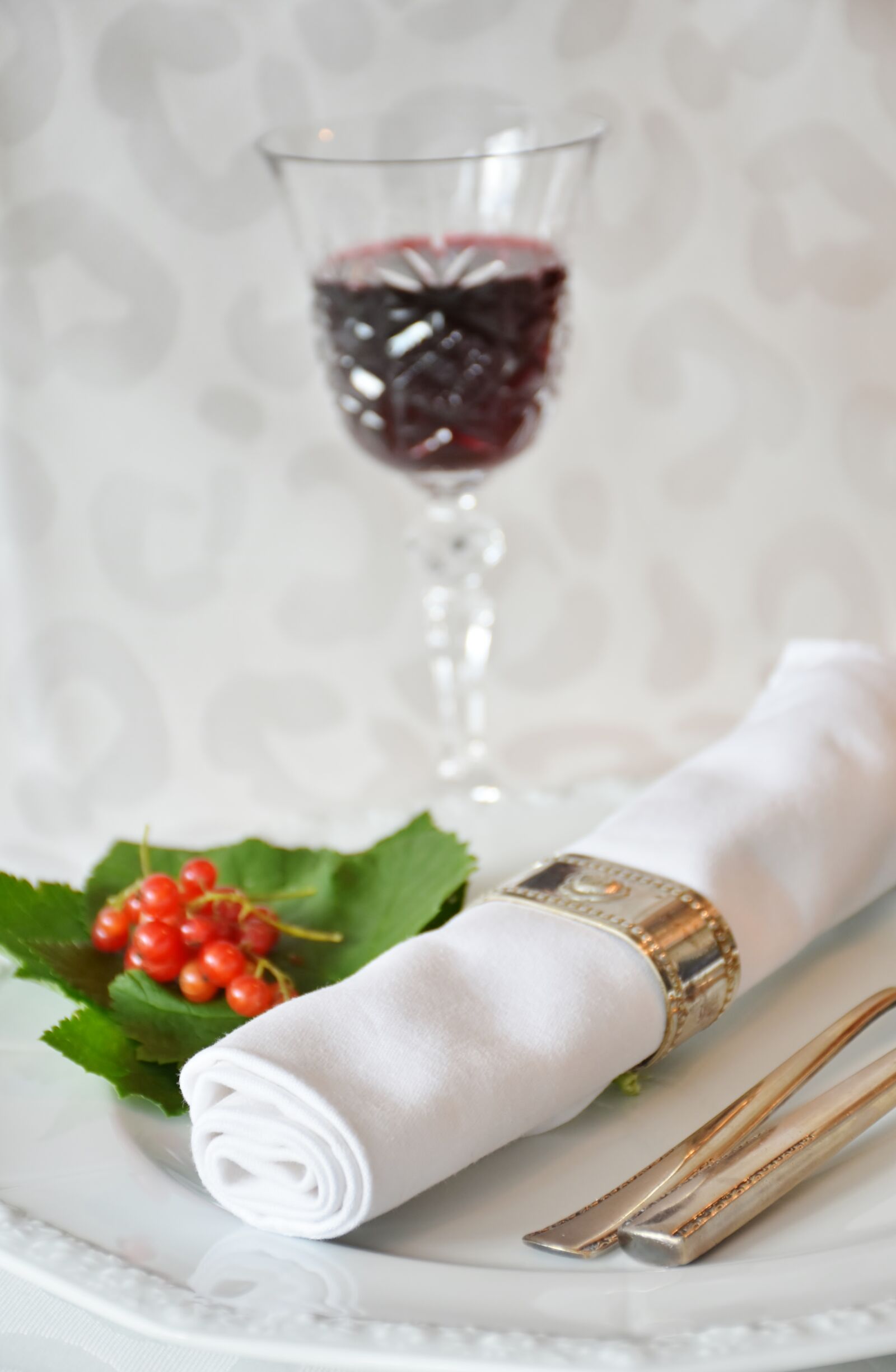 Nikon D7200 sample photo. Napkin, board, gedeckter table photography