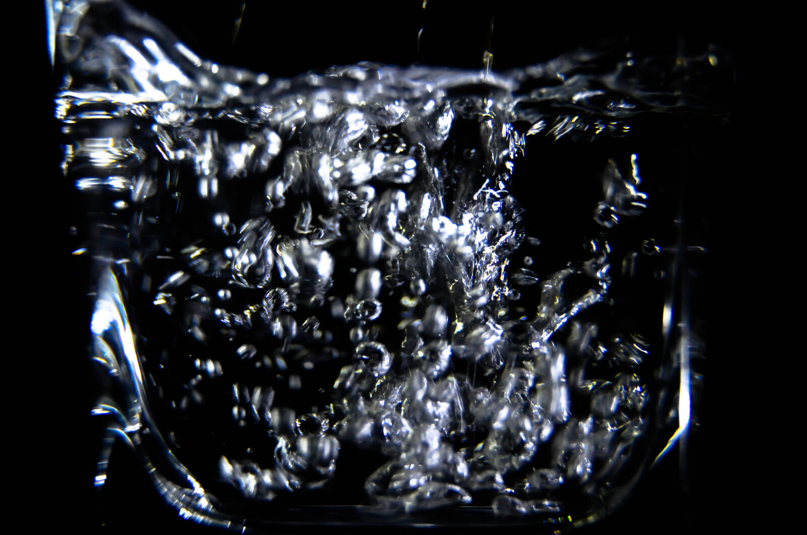 Nikon D5100 sample photo. Beads, black, and, white photography