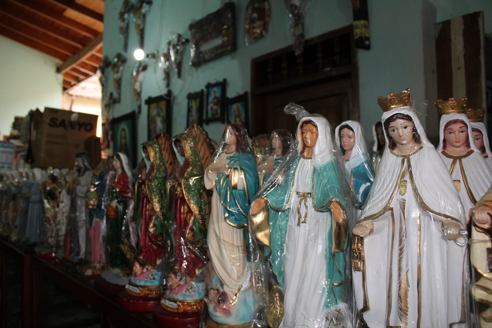 Canon EOS 1300D (EOS Rebel T6 / EOS Kiss X80) sample photo. Antioquia, jericho, religion, statue photography