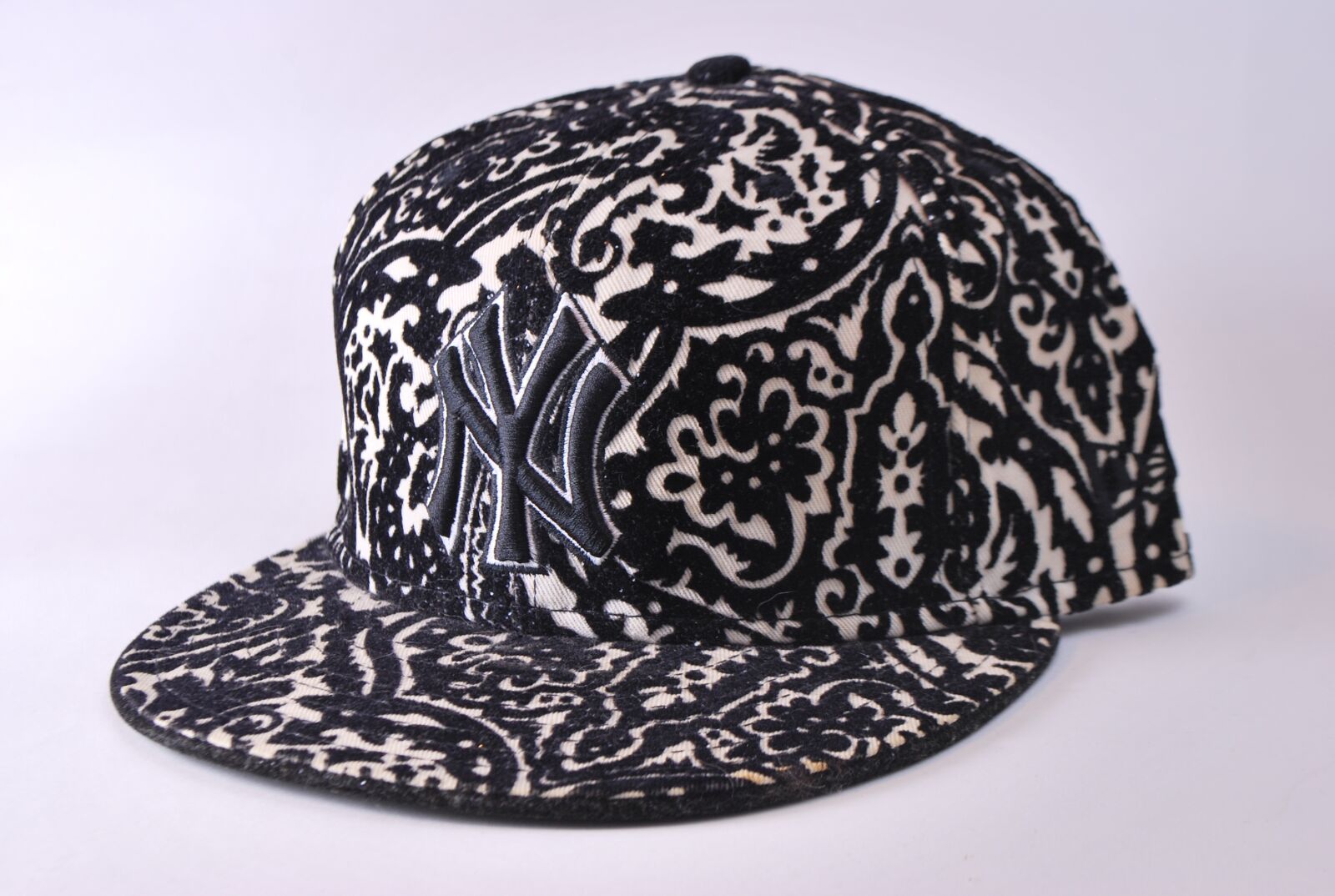 Nikon D60 sample photo. New era, cap, hat photography