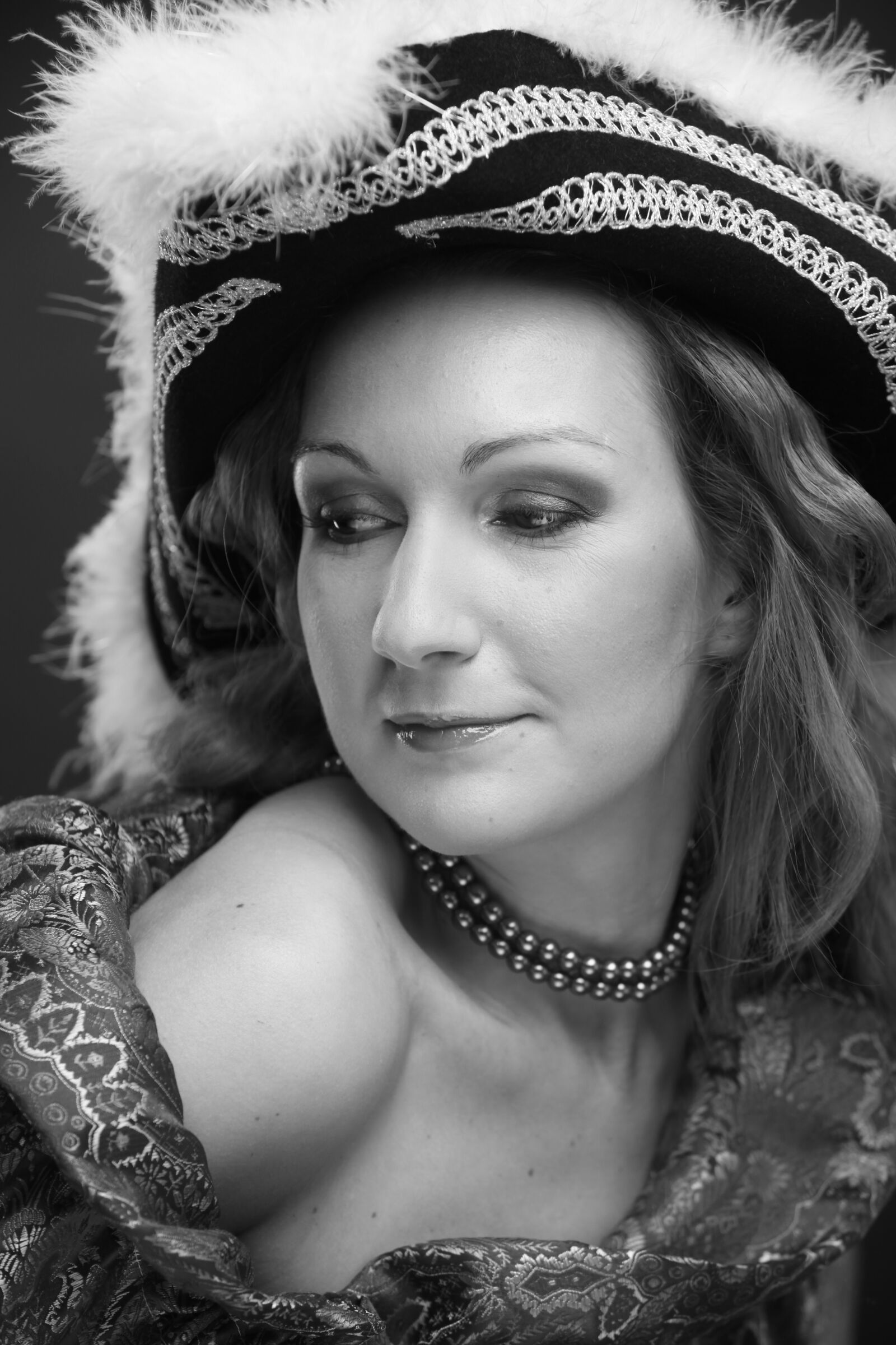 Canon EOS 5D Mark II sample photo. Retro, halloween, hollywood photography