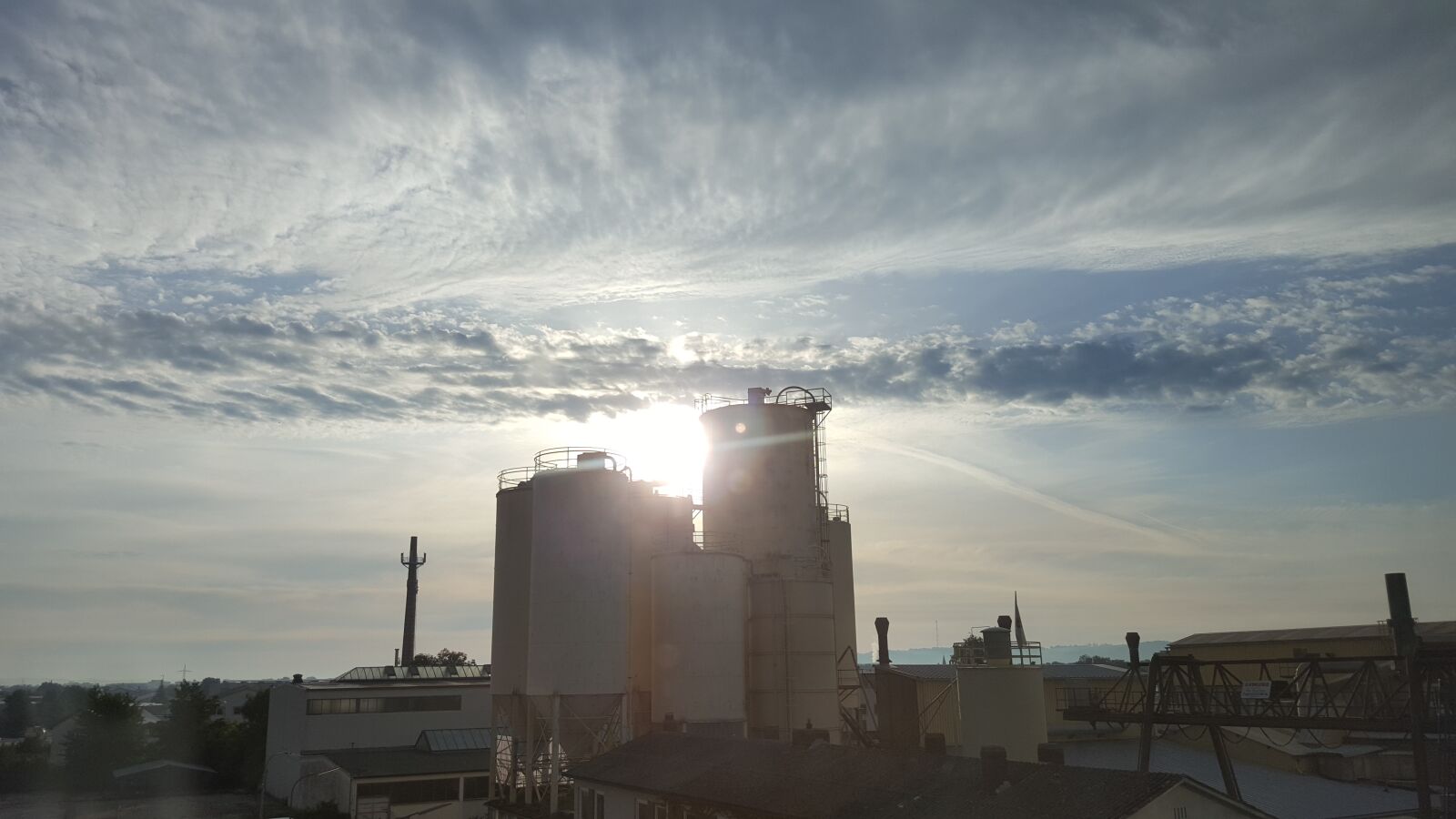 Samsung Galaxy S6 sample photo. Sunrise, clouds, nature photography