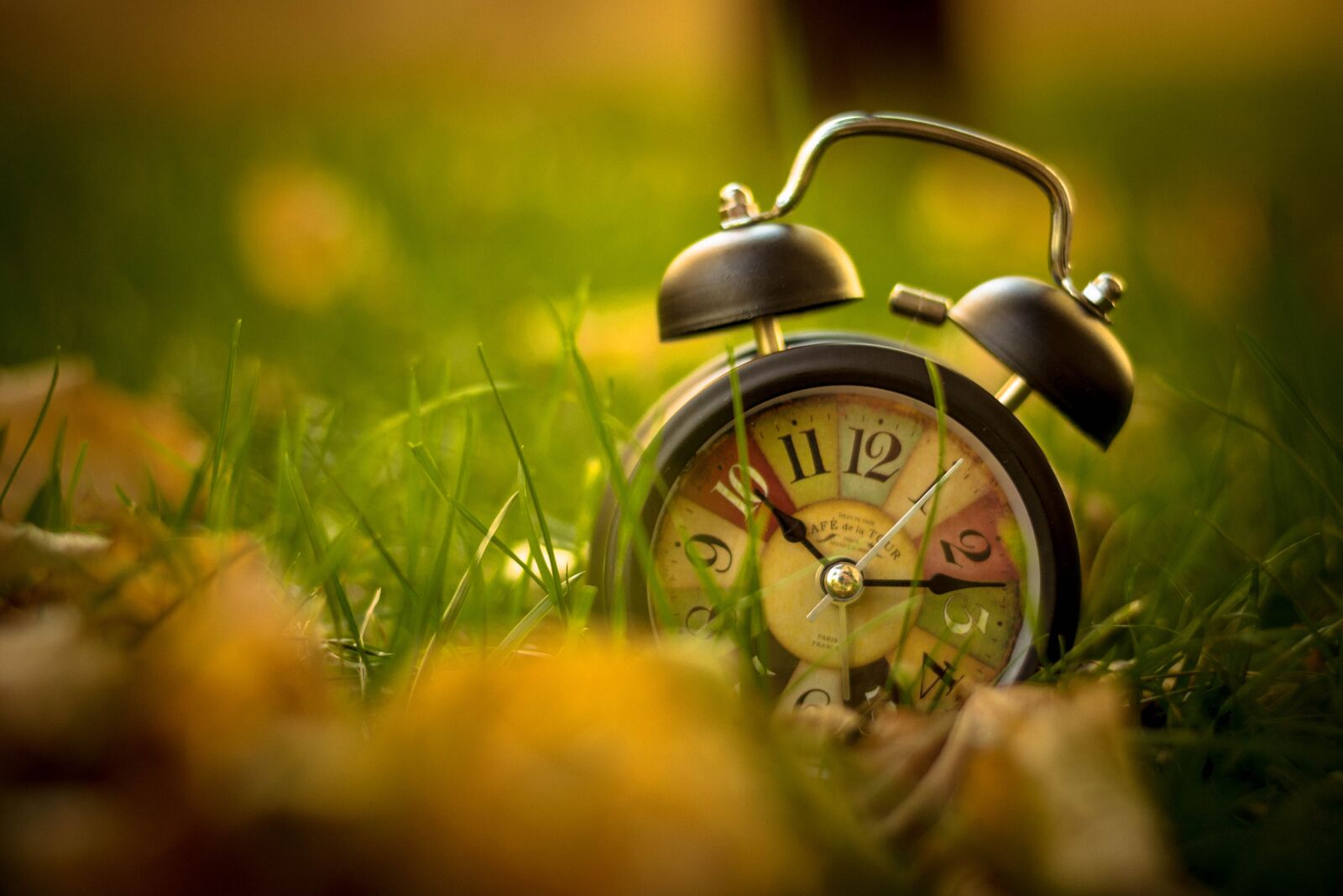 Nikon D3300 sample photo. Clock, alarm, time photography