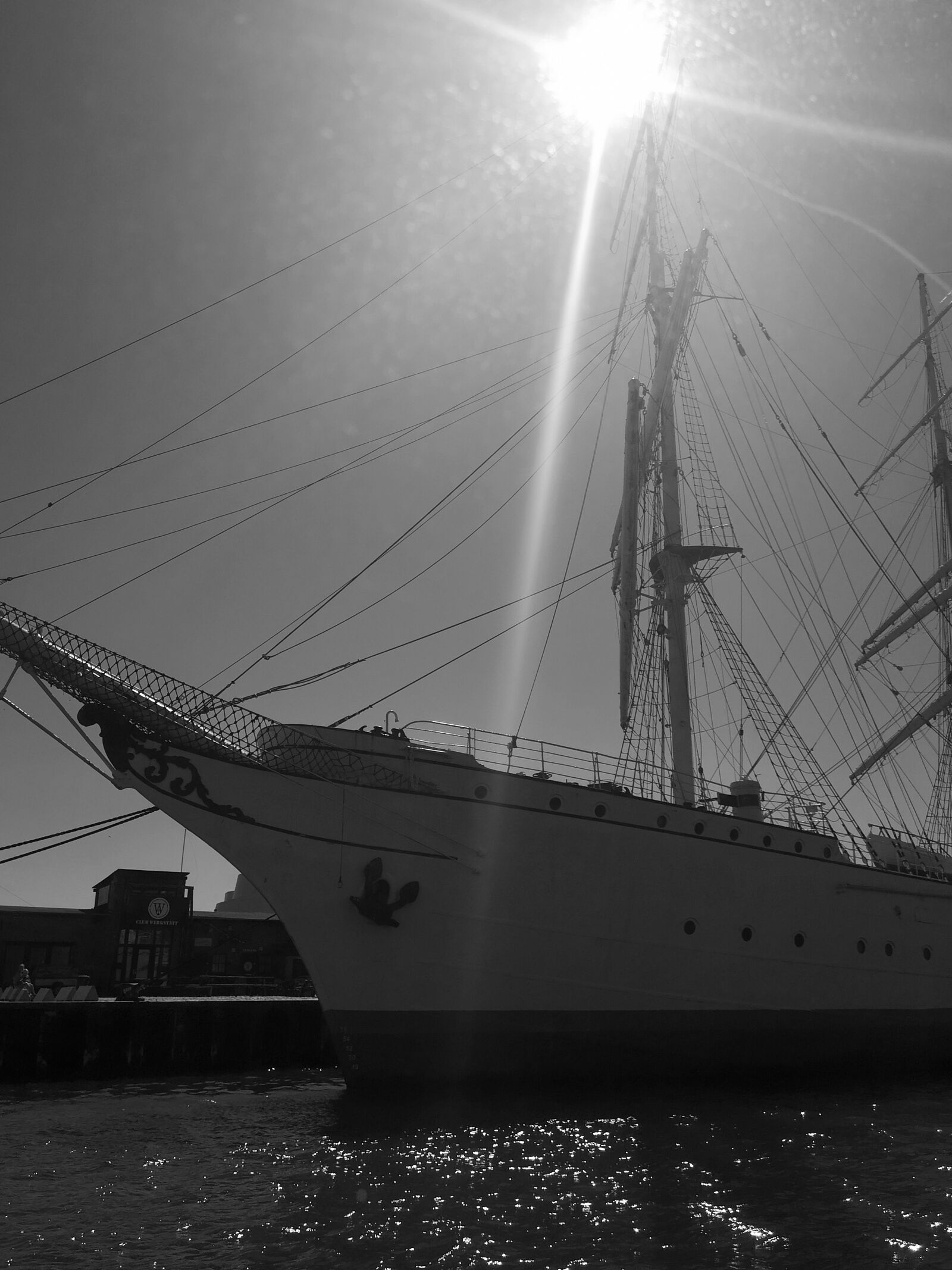 HUAWEI CLT-L29 sample photo. Sailing boat, sun, black photography