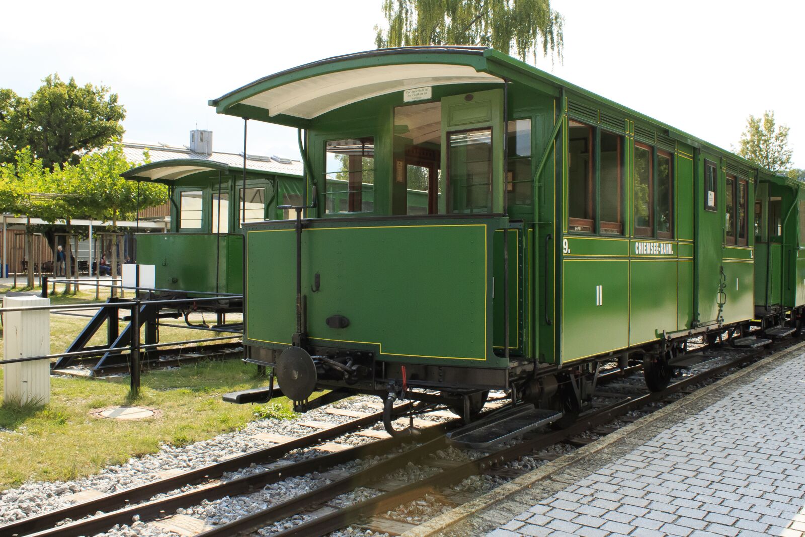 Canon EOS 1300D (EOS Rebel T6 / EOS Kiss X80) sample photo. Railway, historically, old photography