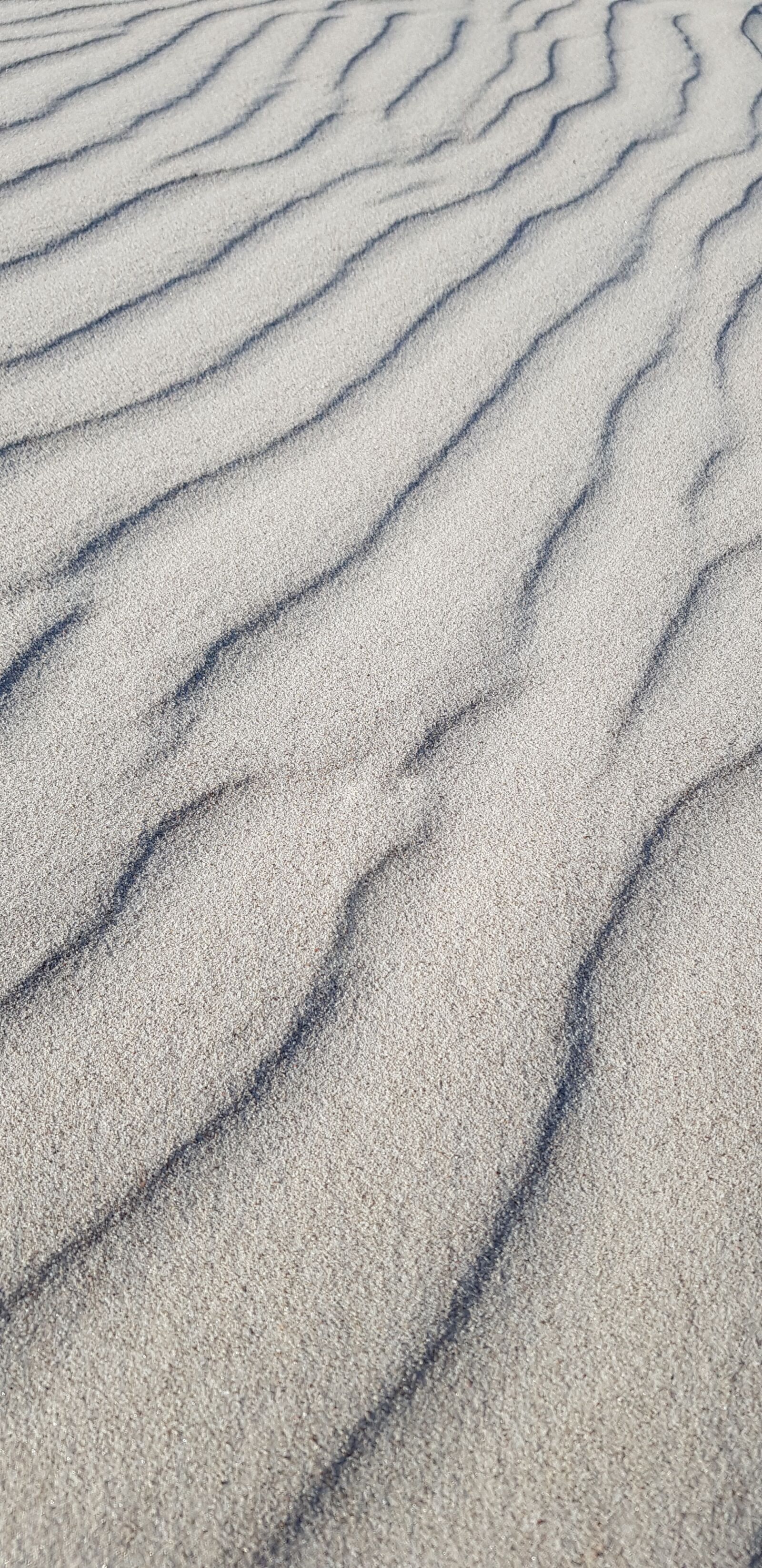 Samsung Galaxy S8 sample photo. Sand, curves, beach photography