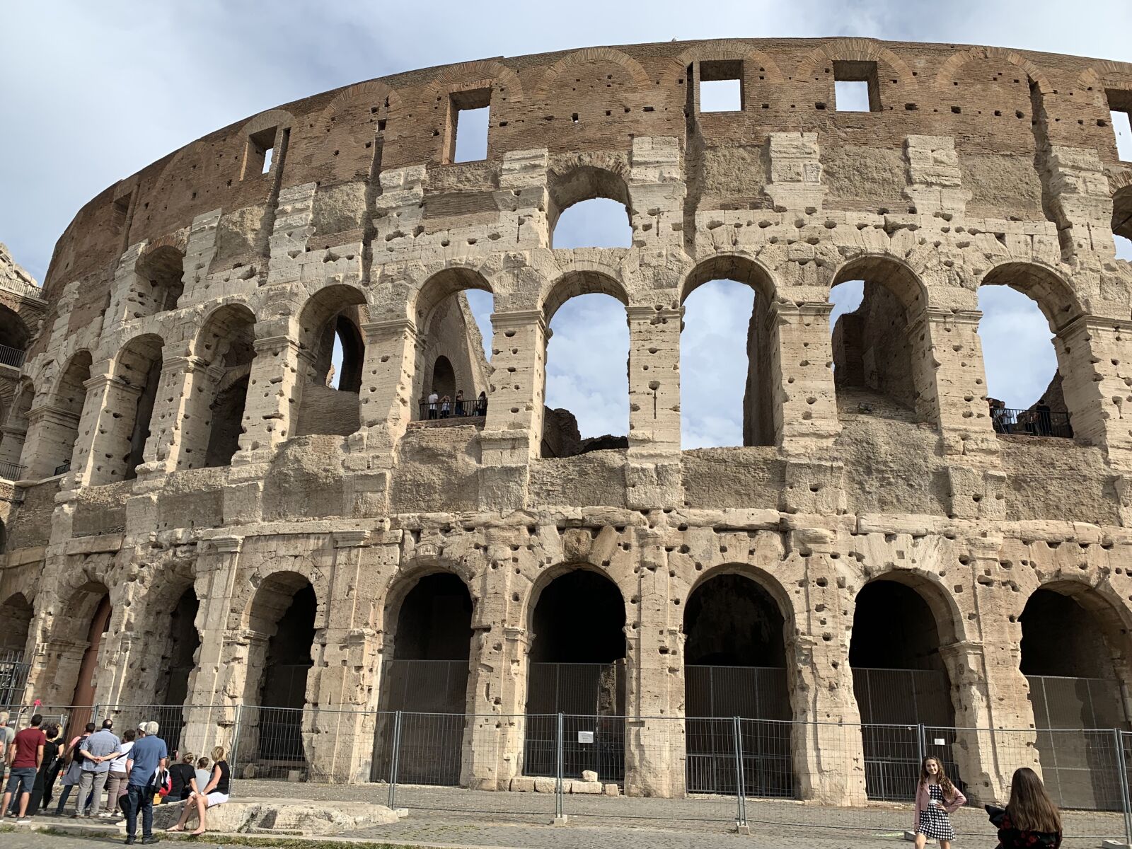 Apple iPhone XR sample photo. Rome, italy, colosseum photography
