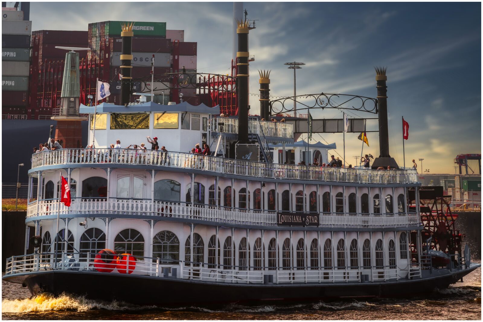 Canon EF75-300mm f/4-5.6 sample photo. Ship, hamburg, passenger ship photography