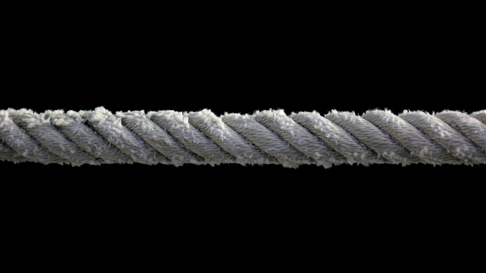 Canon EF-S 18-200mm F3.5-5.6 IS sample photo. Rope, sea, maritime photography
