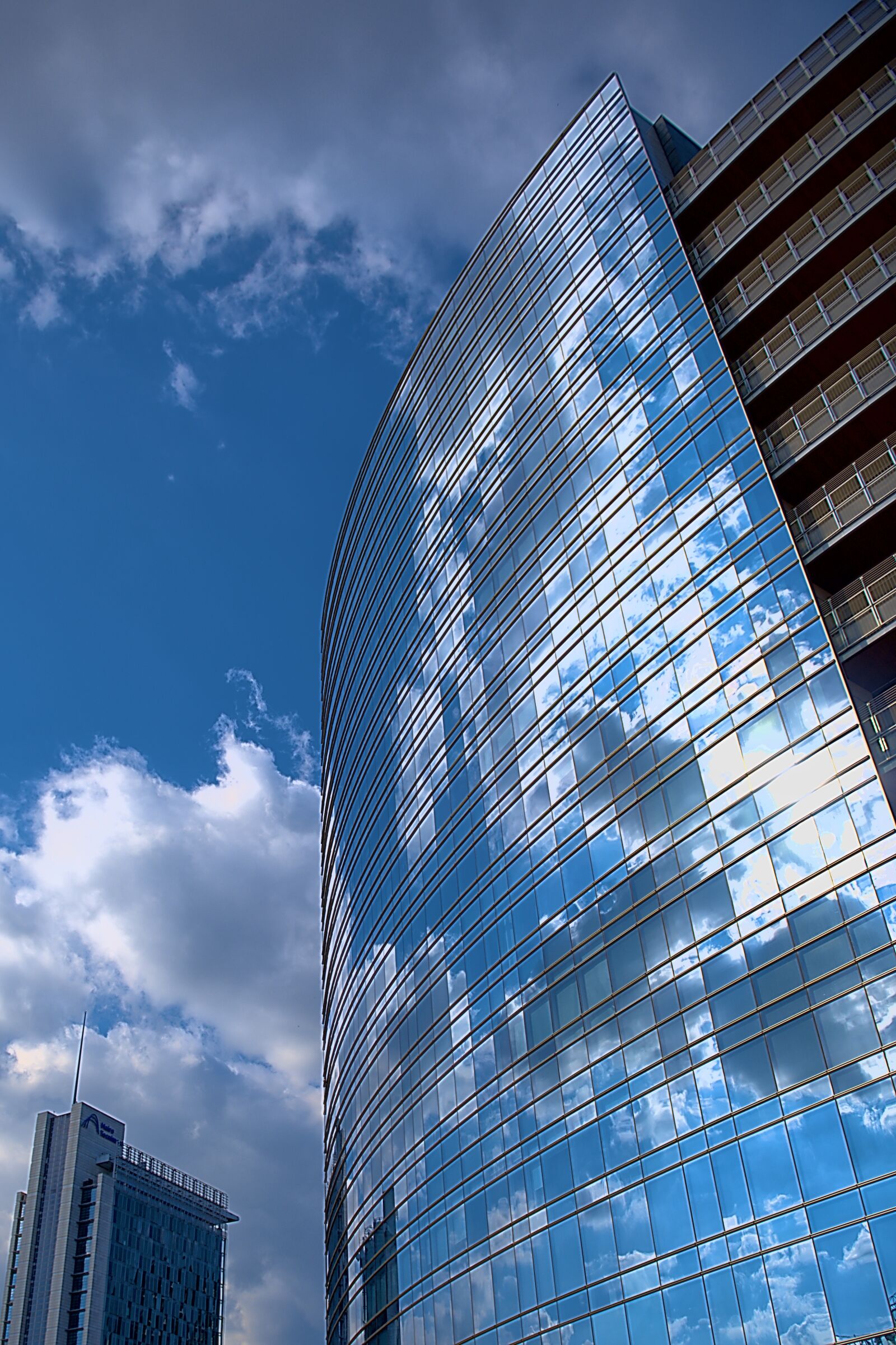 Nikon D750 sample photo. Skyscraper, sky, blue photography