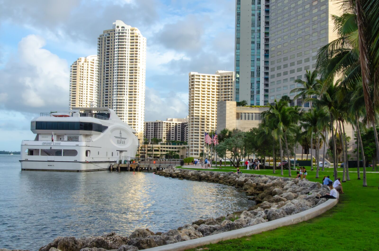 Nikon D7000 sample photo. Brickell, miami, florida photography