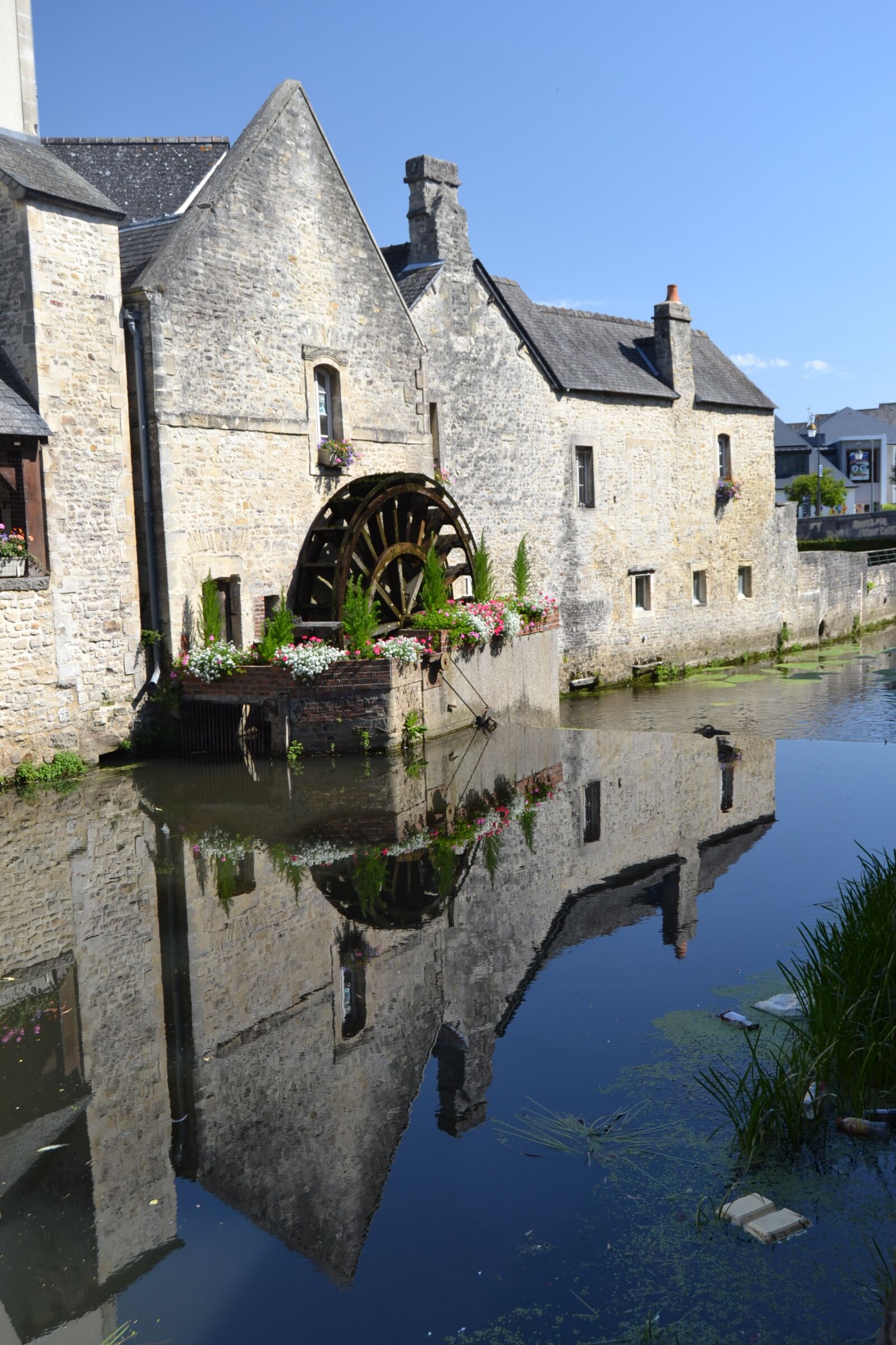 Nikon D3100 sample photo. Medieval, bayeux, france photography