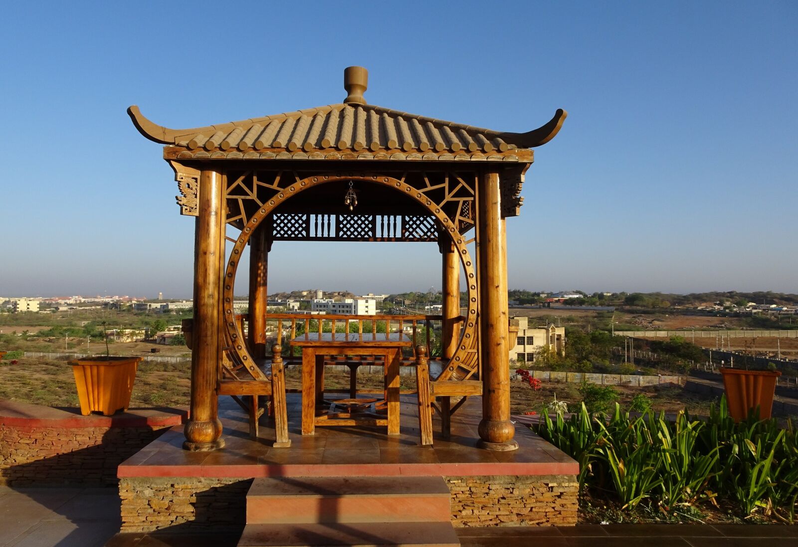 Sony Cyber-shot DSC-HX90V sample photo. Gazebo, traditional, architecture photography