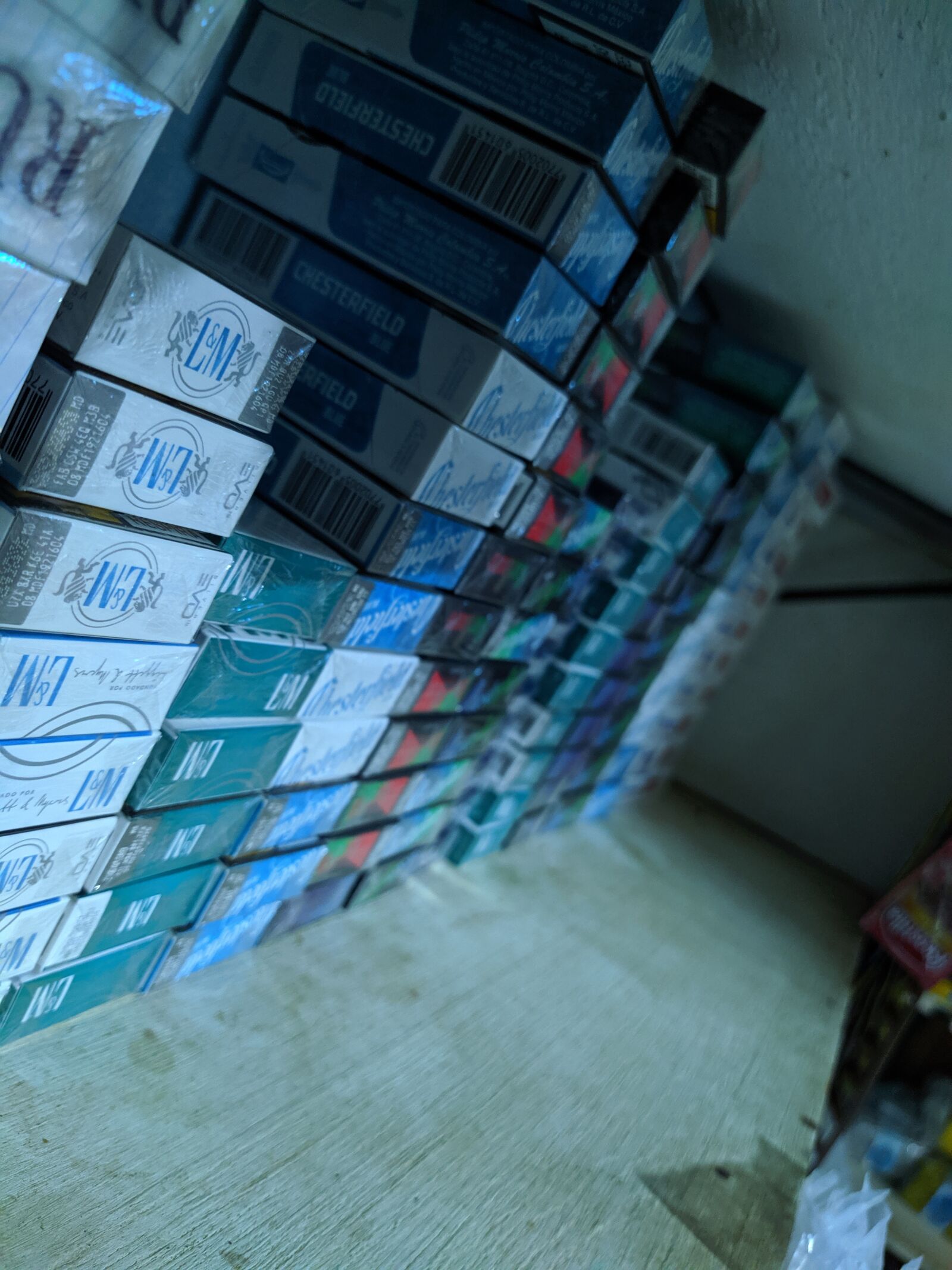 Xiaomi Redmi Note 7 sample photo. Cigarettes, order, cigar photography