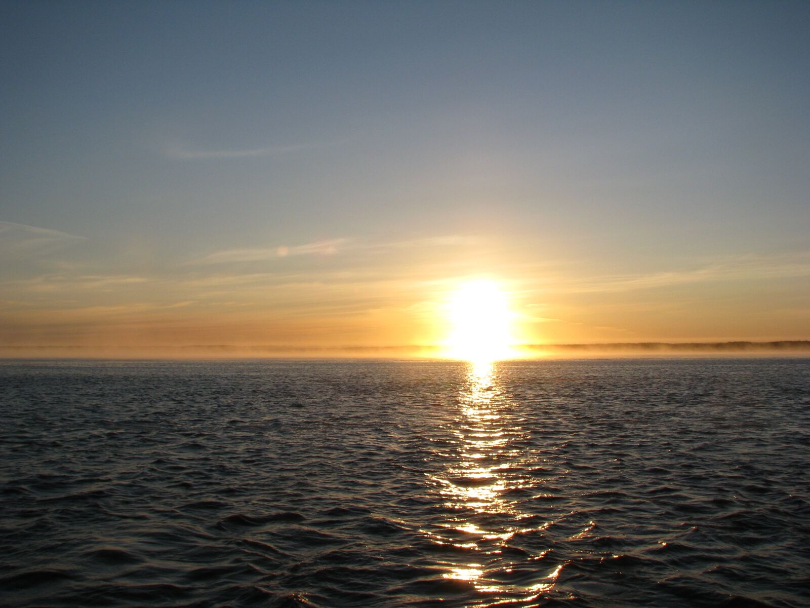 Canon POWERSHOT S5 IS sample photo. White sea, water, dawn photography