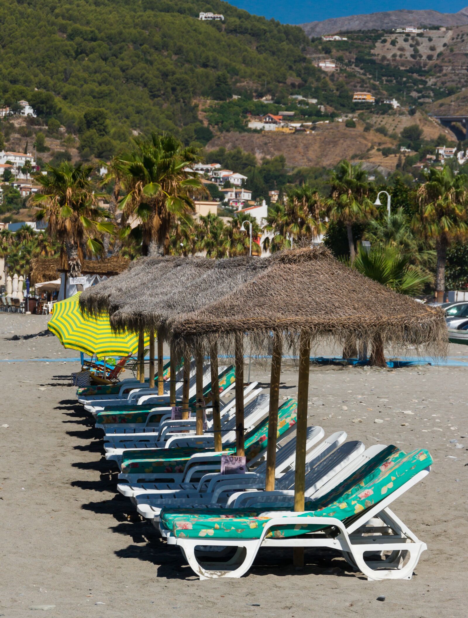Sony Alpha DSLR-A550 sample photo. Beach furniture, beach, relaxation photography