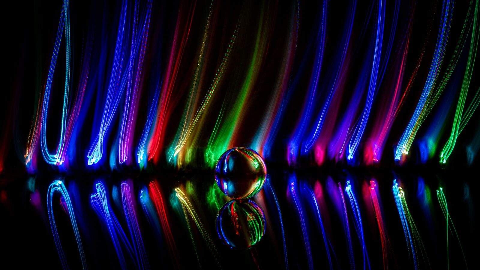 Olympus OM-D E-M1 Mark II sample photo. Lightpainting, stripes, dark photography
