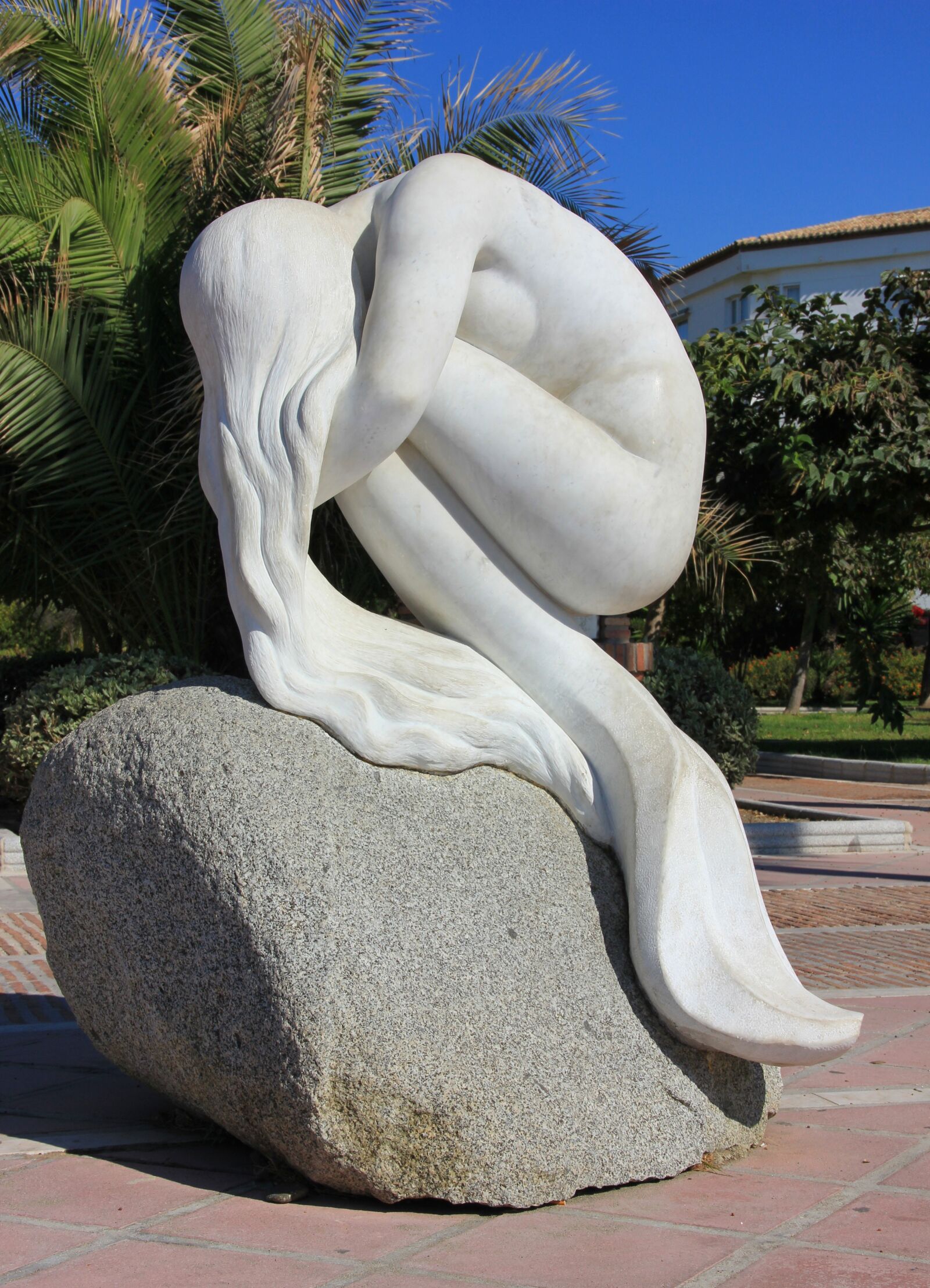 Canon EOS 550D (EOS Rebel T2i / EOS Kiss X4) sample photo. Sculpture, statue, travel photography