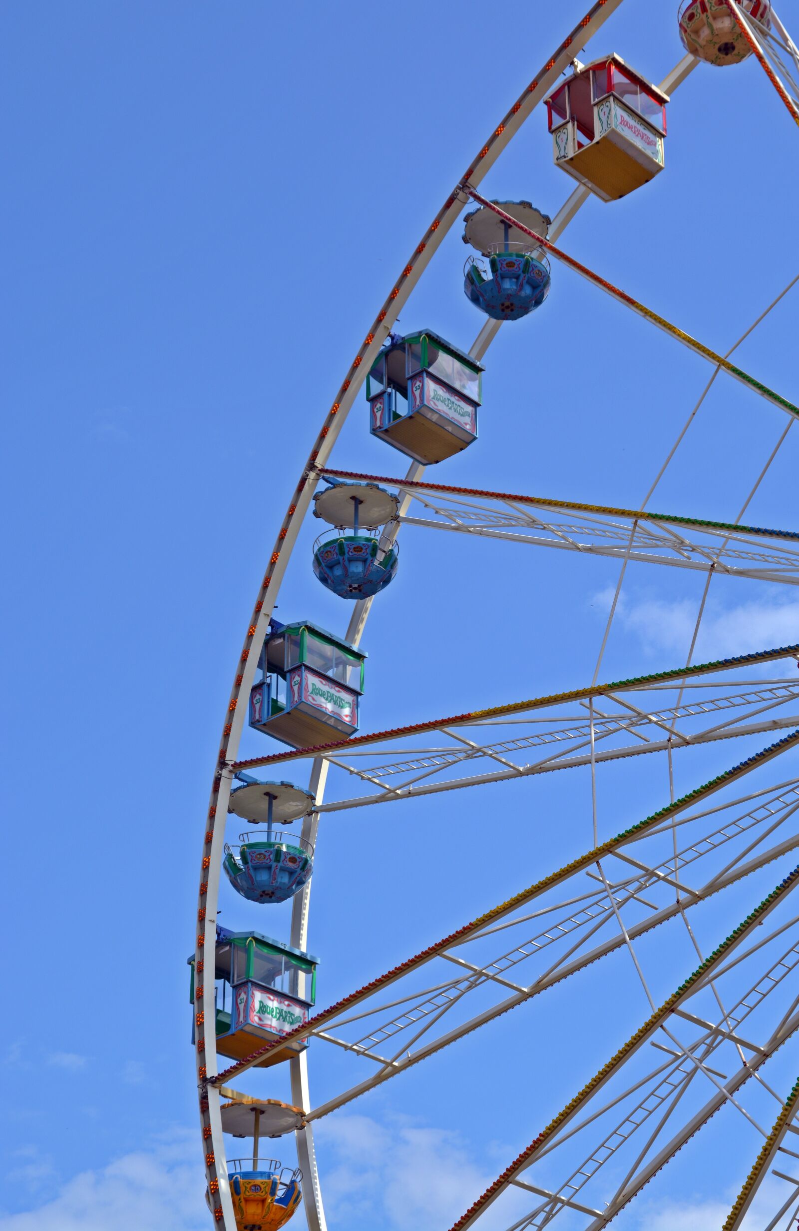 Nikon D5200 sample photo. Ferris wheel, carousel, year photography